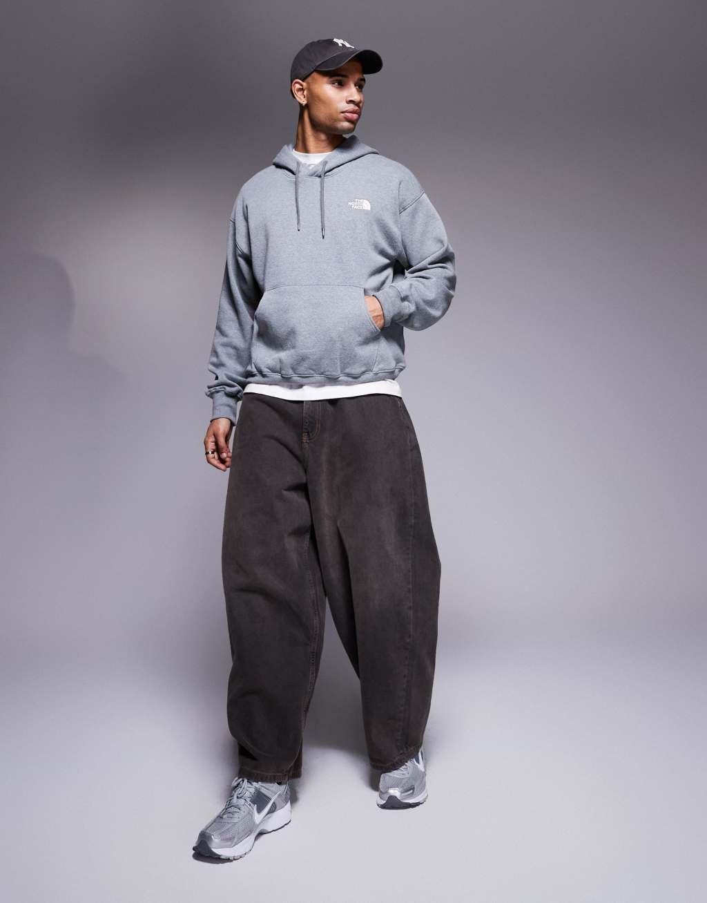 The North Face Evolution Vintage pullover hoodie in medium gray Product Image