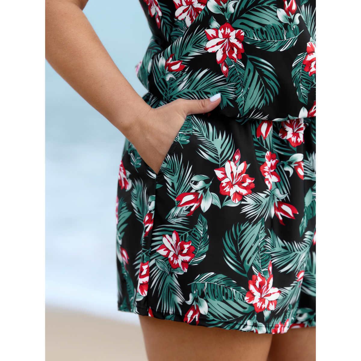 Plus Size Tropical Flower Print Pockets One-Piece Swimsuit Women's Swimwear Indigo Resort Gathered Curve Bathing Suits High stretch One Pieces BloomChic 22-24/3X Product Image