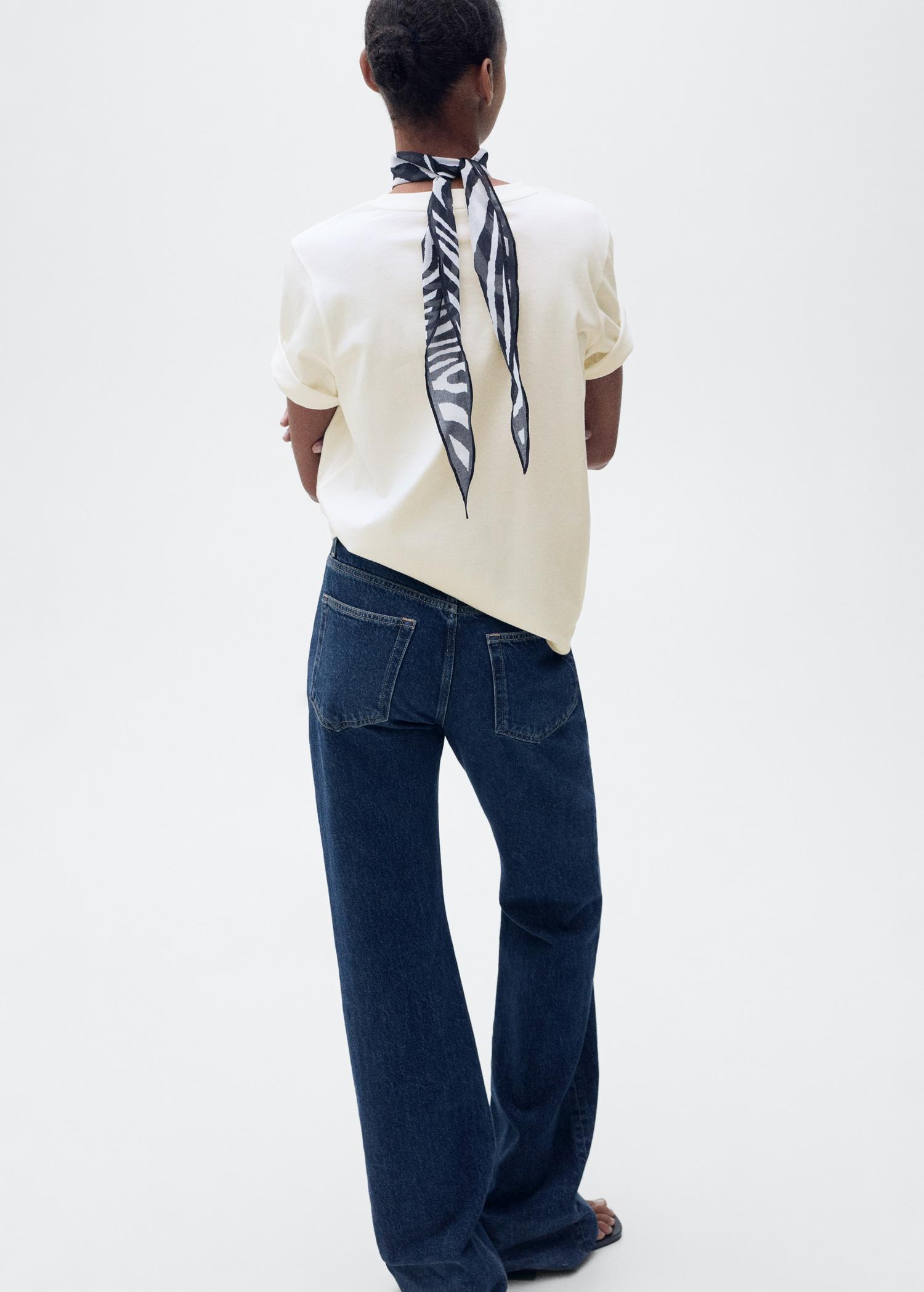 Short-sleeved printed t-shirt - Women | MANGO USA Product Image