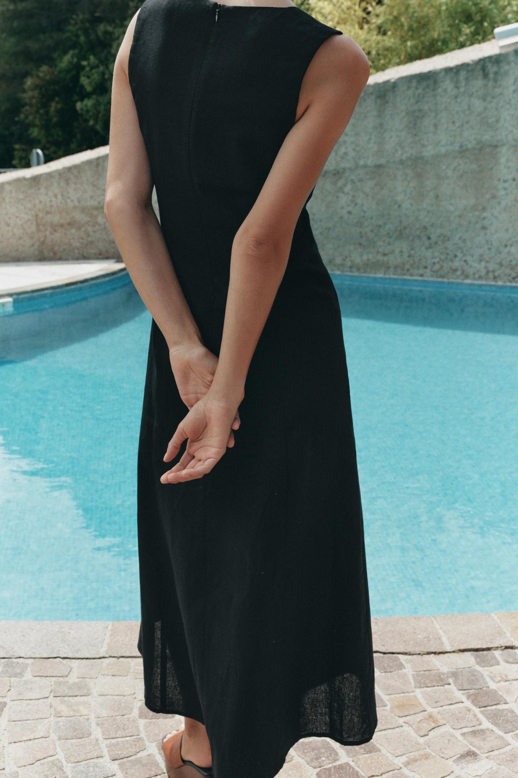 LINEN MIDI DRESS Product Image