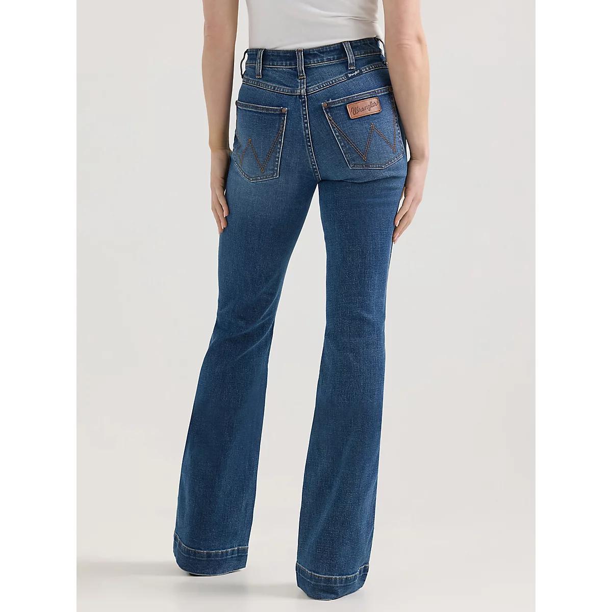 Women's Wrangler Retro® Bailey High Rise Trouser Jean in Vivianna Product Image