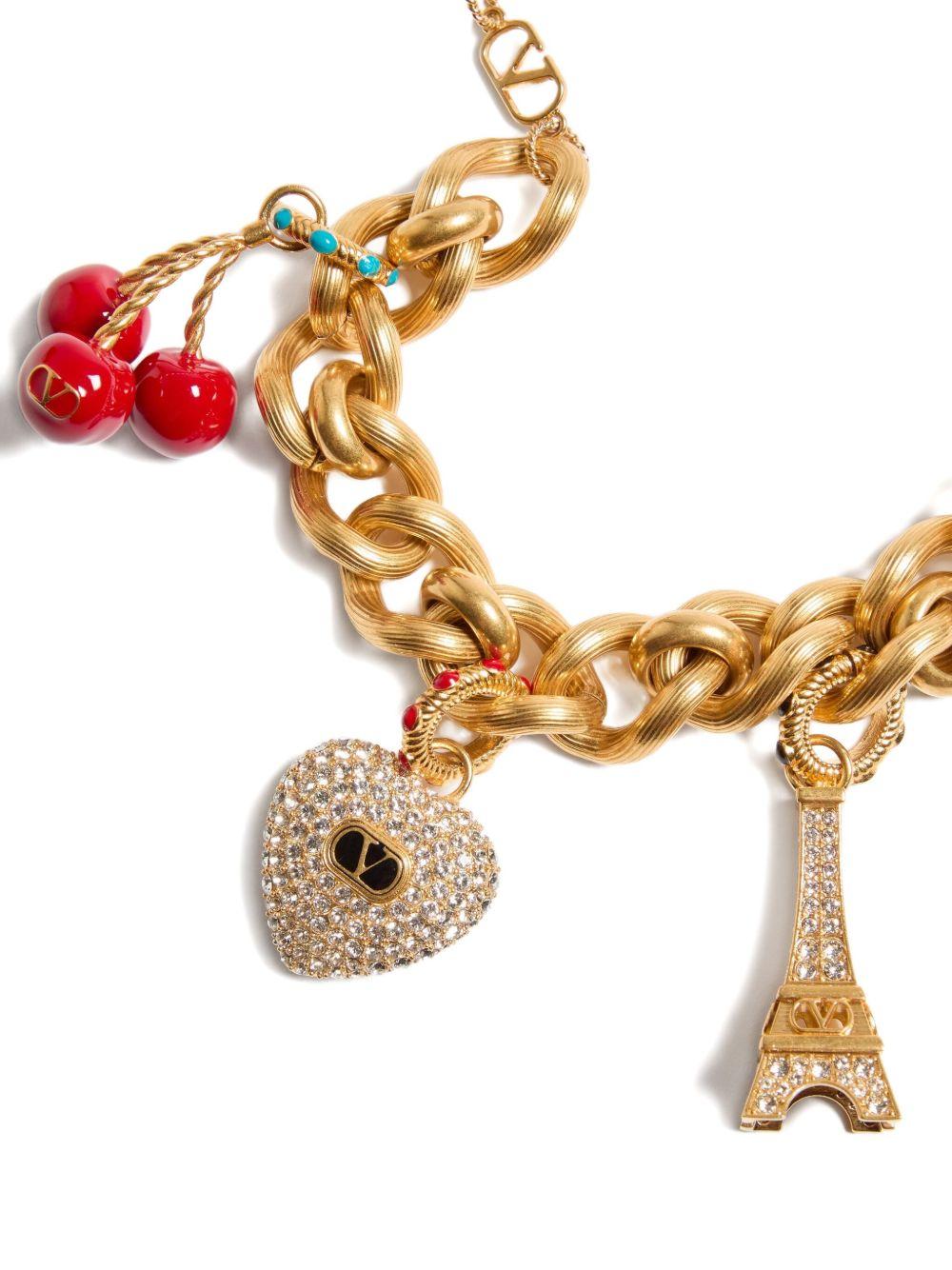 Chez necklace Product Image