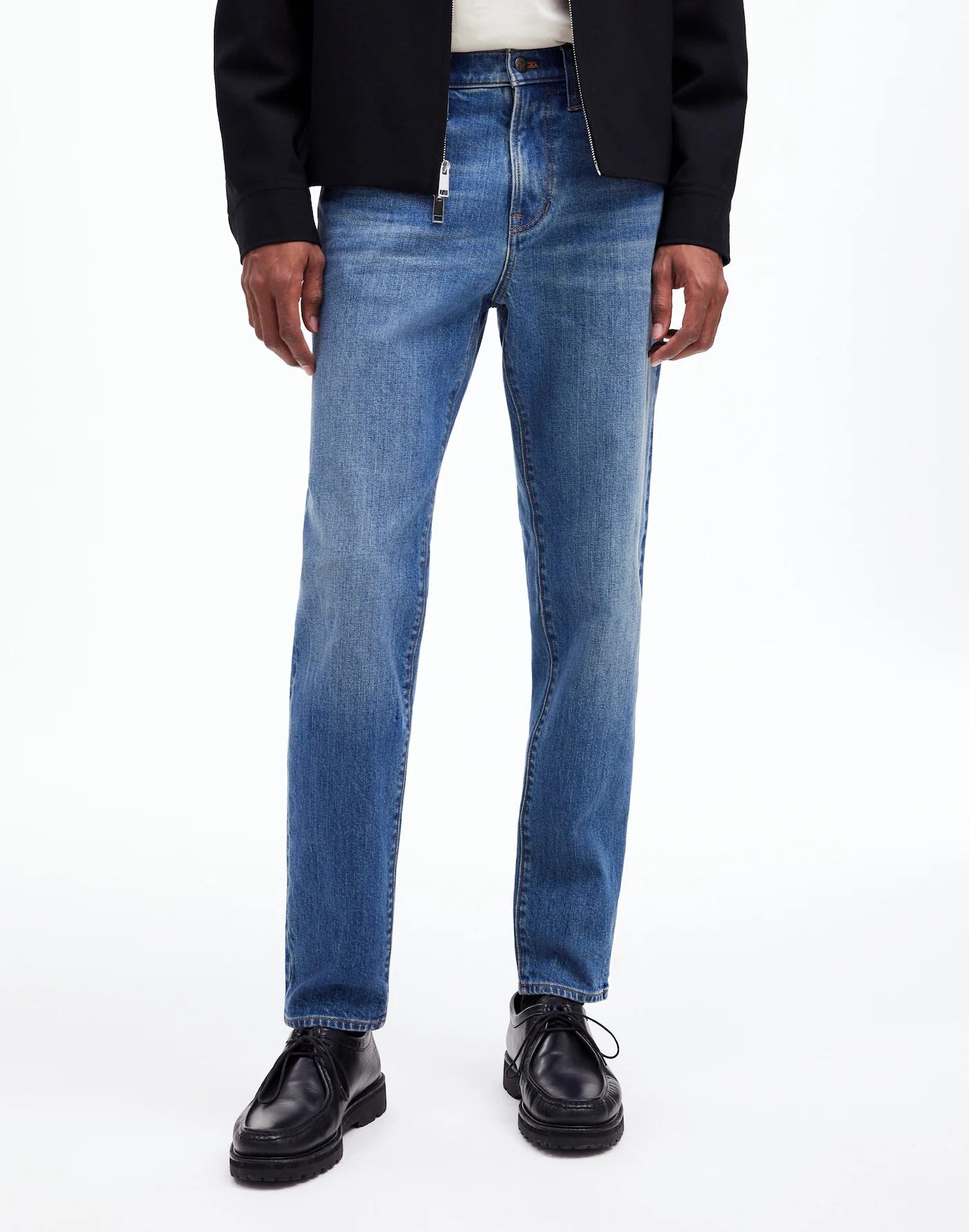 Relaxed Taper Jeans Product Image