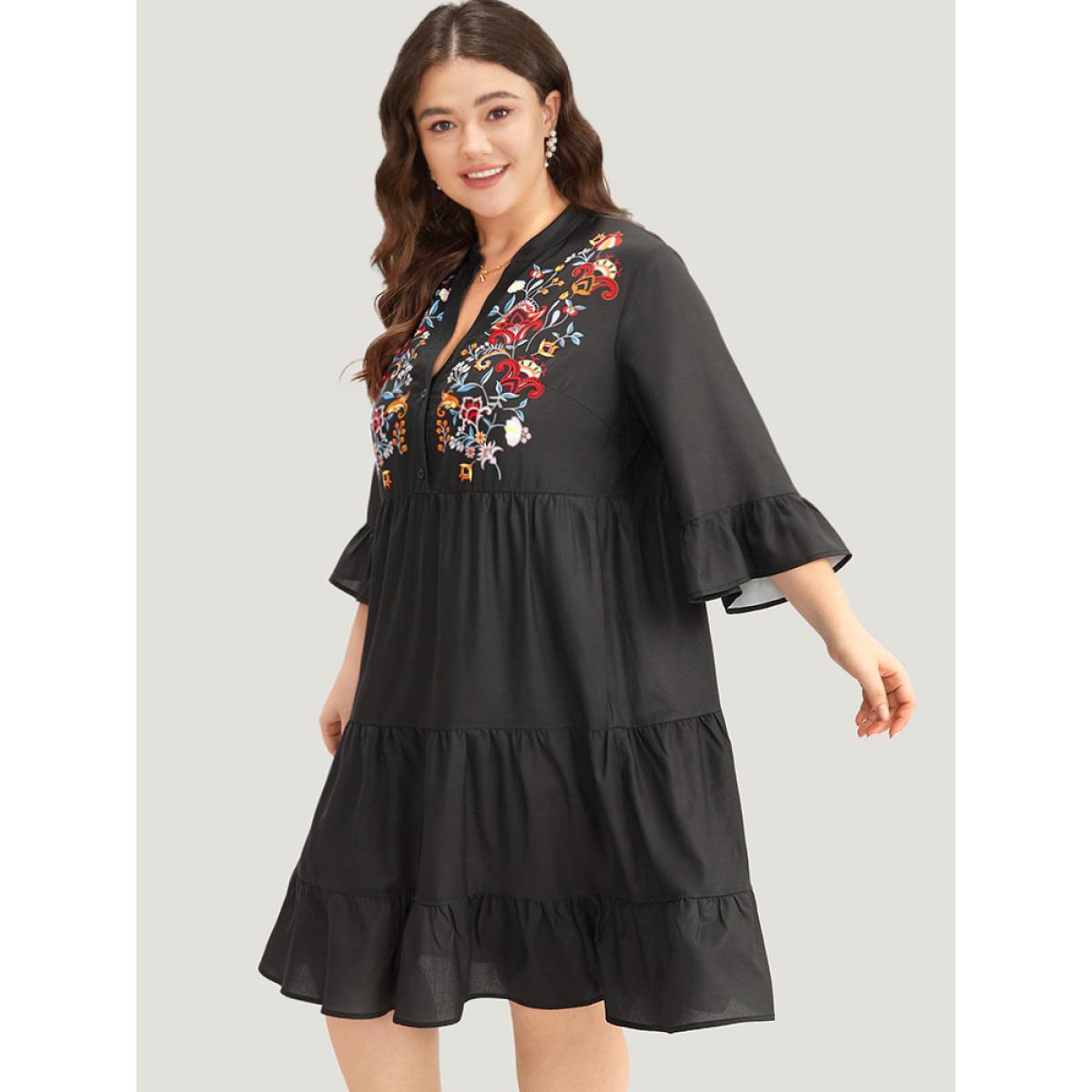 Plus Size Floral Print Ruffles Plicated Detail Dress Black Women Casual Printed Notched collar Elbow-length sleeve Curvy Midi Dress BloomChic 14-16/1X Product Image