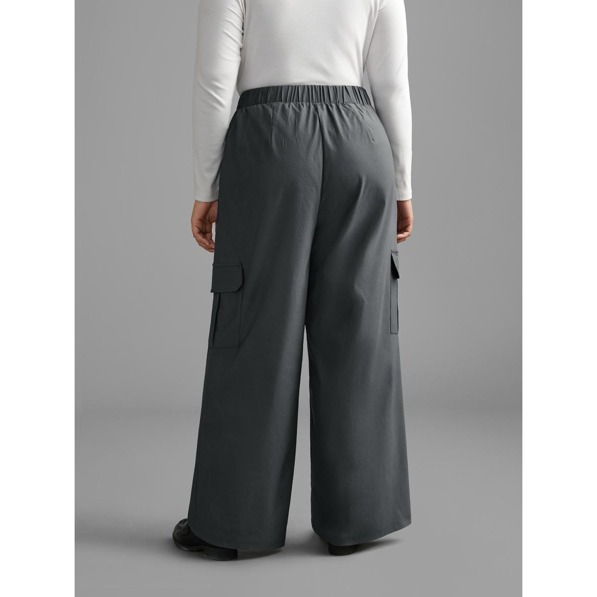 Plus Size Solid Elastic Waist Patched Pocket Pants Women DimGray Casual Loose Mid Rise Everyday Pants BloomChic 26/4X Product Image
