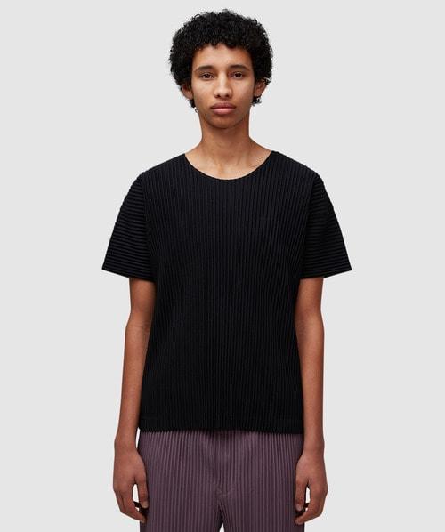 ISSEY MIYAKE Ribbed Crew Neck Short Sleeve T-shirt In Black Product Image