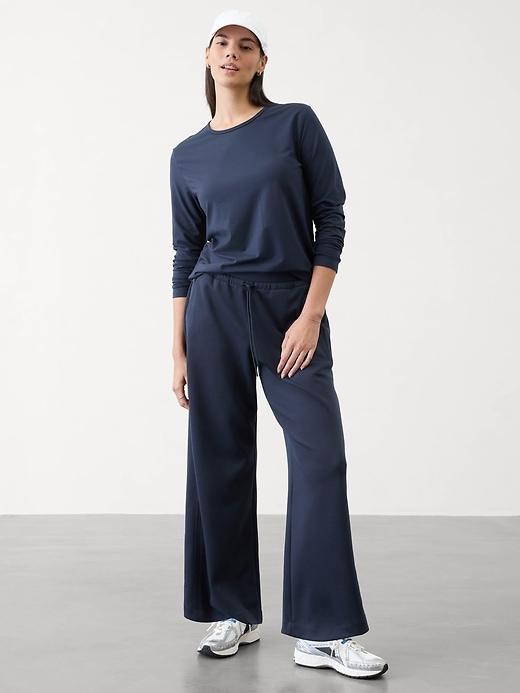 Essential Long Top Product Image