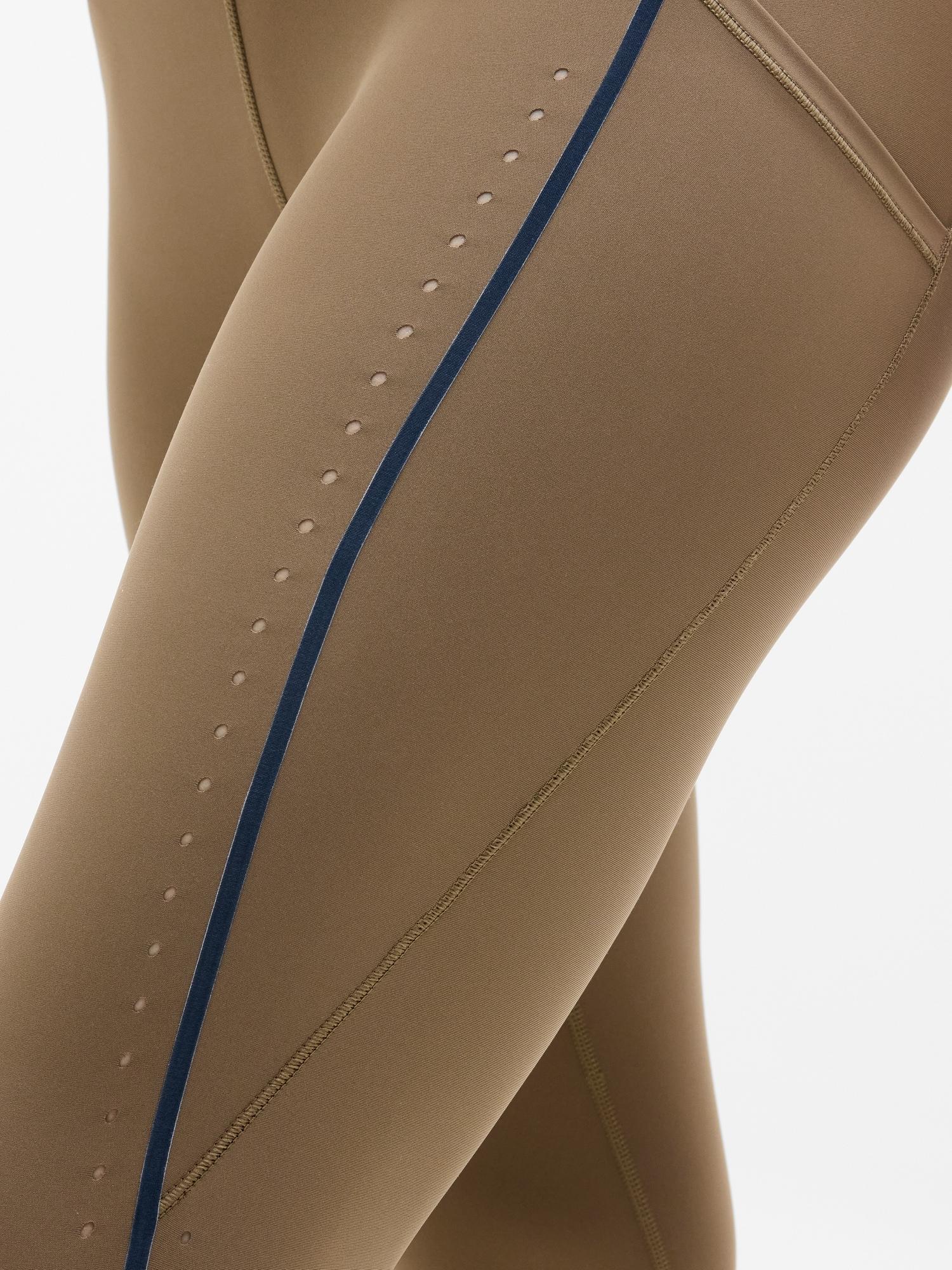 Interval Stash Ultra High Rise Tipped Lasercut 7/8 Legging Product Image