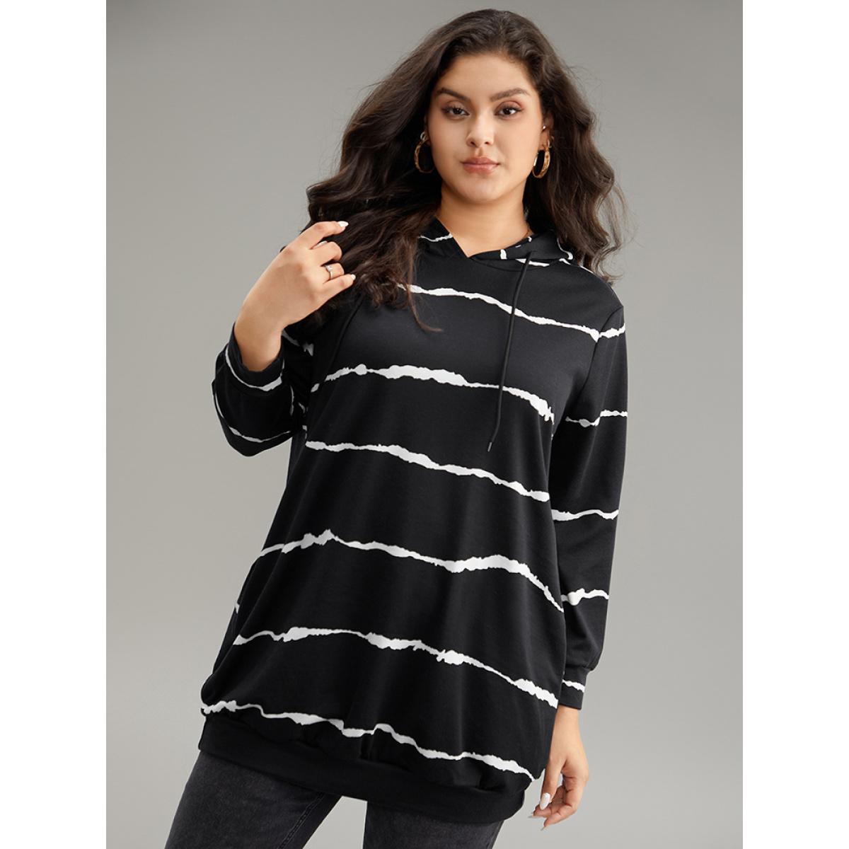 Plus Size Striped Pocket Hooded Drawstring Sweatshirt Women Black Casual Printed Hooded Dailywear Sweatshirts BloomChic 14-16/1X Product Image