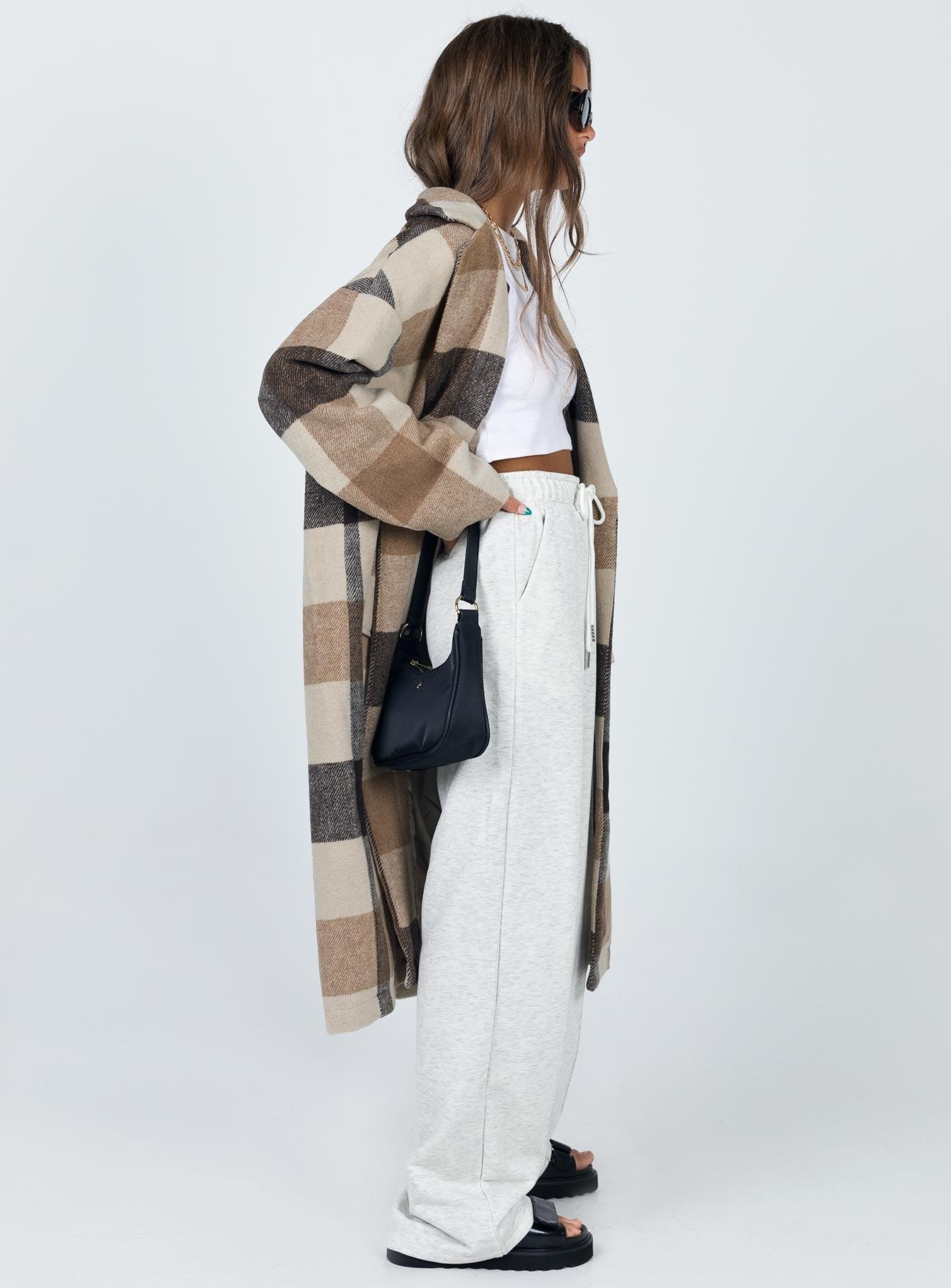 Penelope Coat Beige Product Image