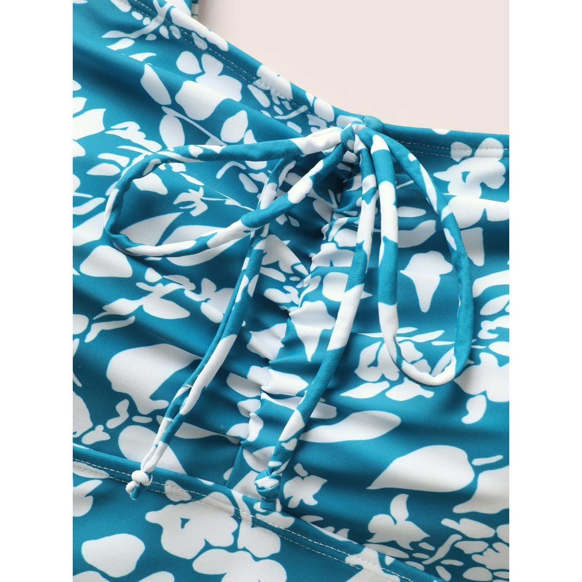 Plus Size Ditsy Floral Tiered Ruffles One Piece Swimsuit Women's Swimwear Teal Beach Gathered Curve Bathing Suits High stretch One Pieces BloomChic 28/5X Product Image