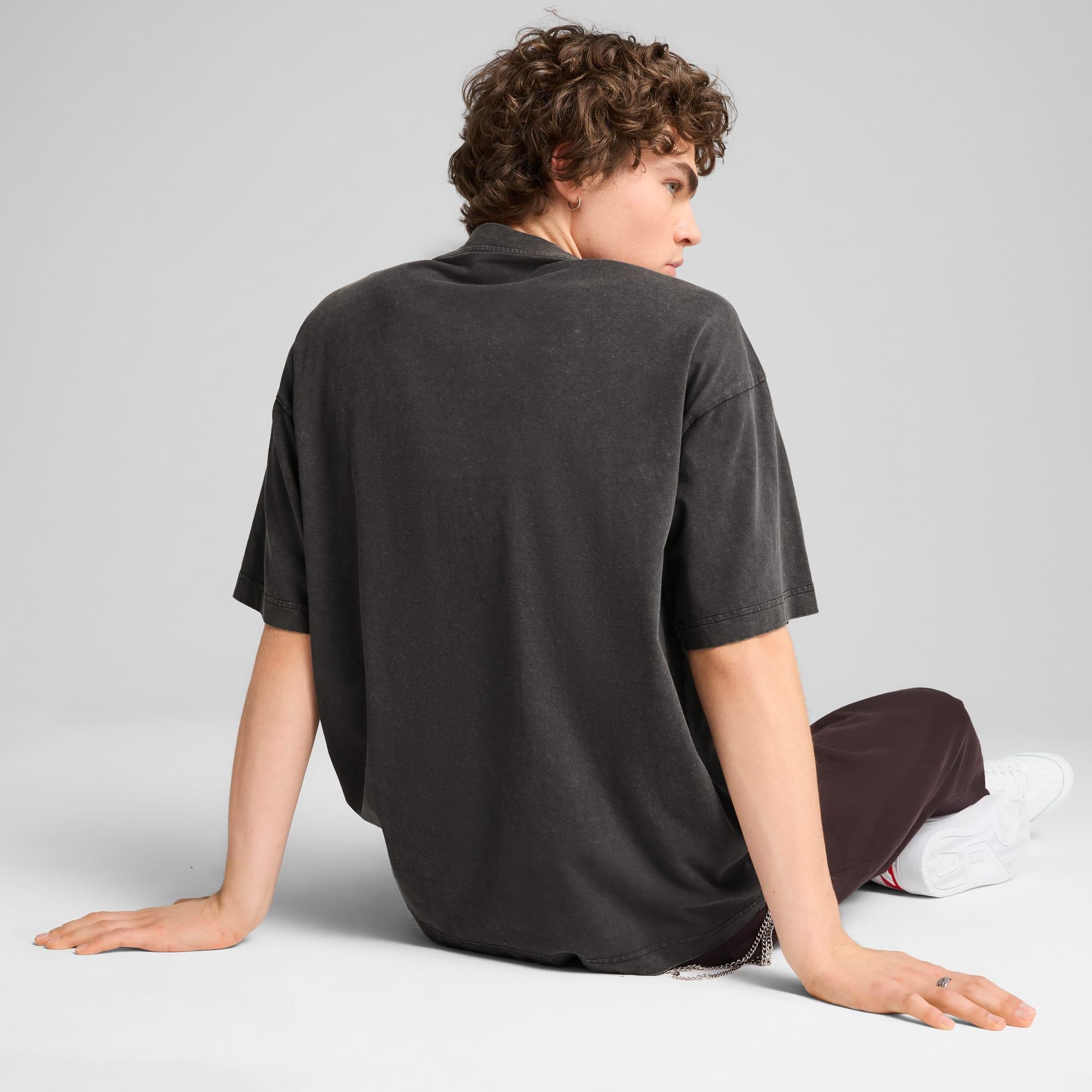 Formula 1® Men's Graphic Tee Product Image