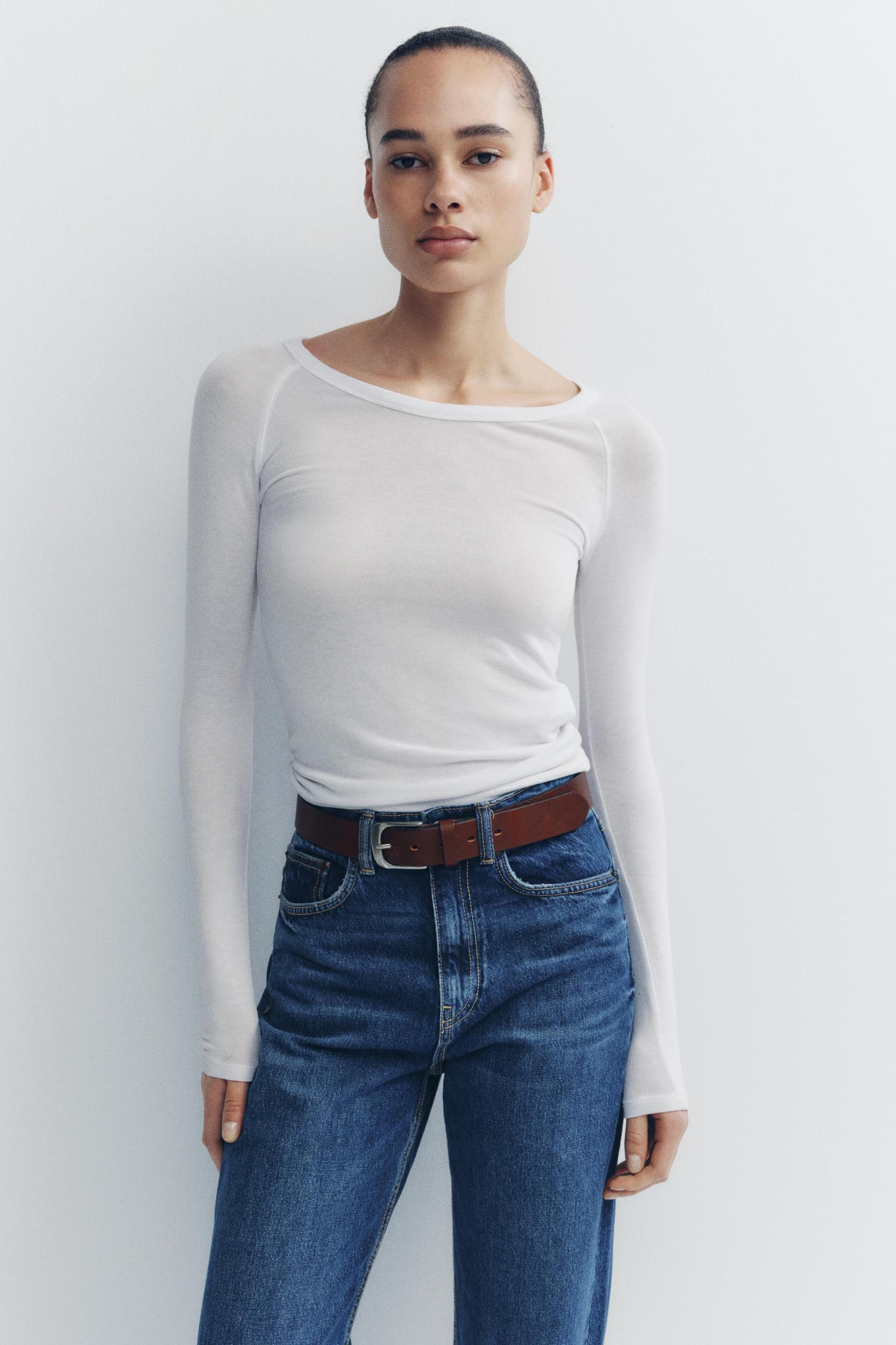 HIGH-WAISTED TRF MOM FIT JEANS Product Image