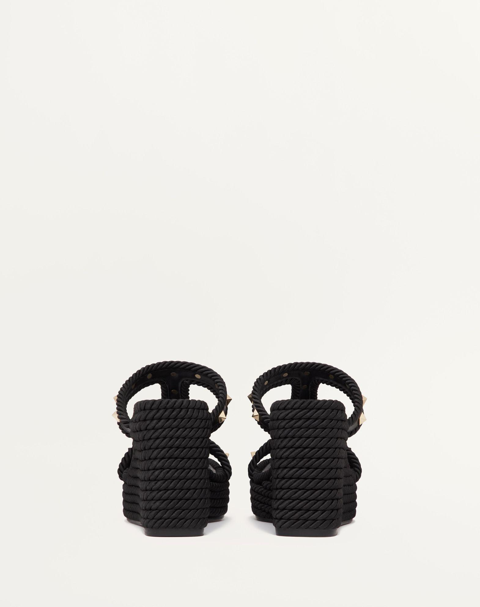 Rockstud Wedge In Calfskin 90Mm Product Image