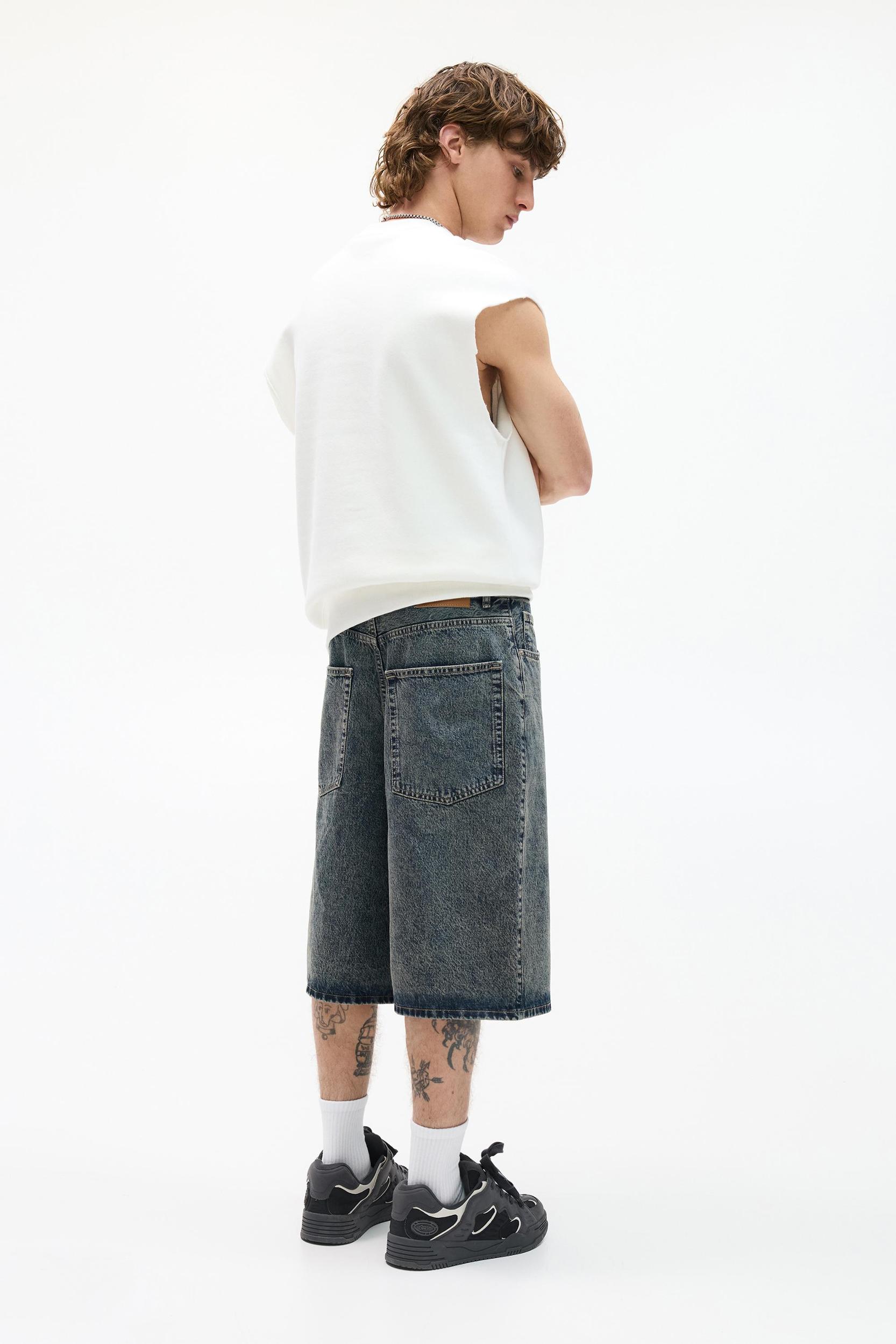 Skater jorts Product Image