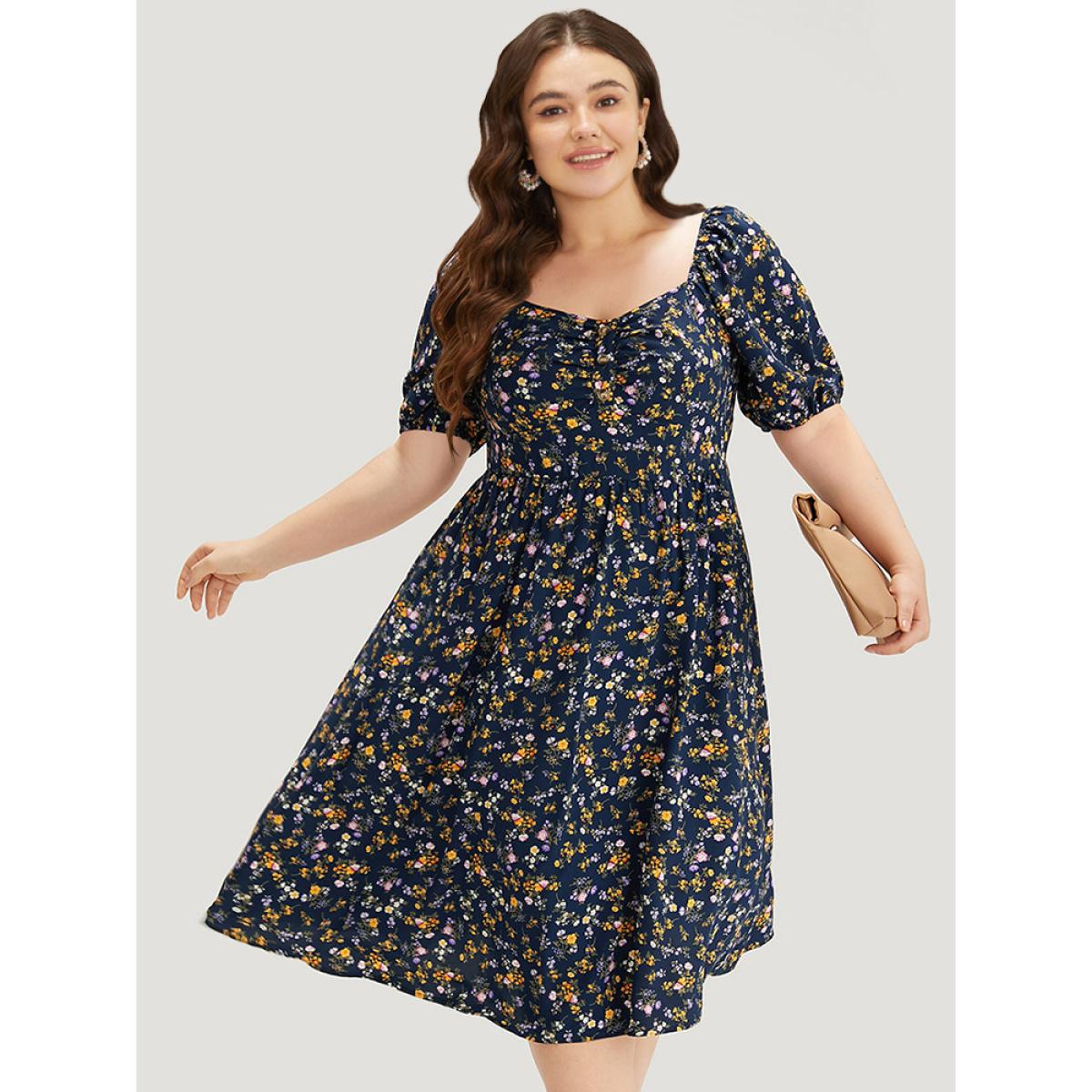 Plus Size Ditsy Floral Ruched Square Neck Puff Sleeve Dress Navy Women Office Elastic cuffs Square Neck Short sleeve Curvy Midi Dress BloomChic 22-24/3X Product Image