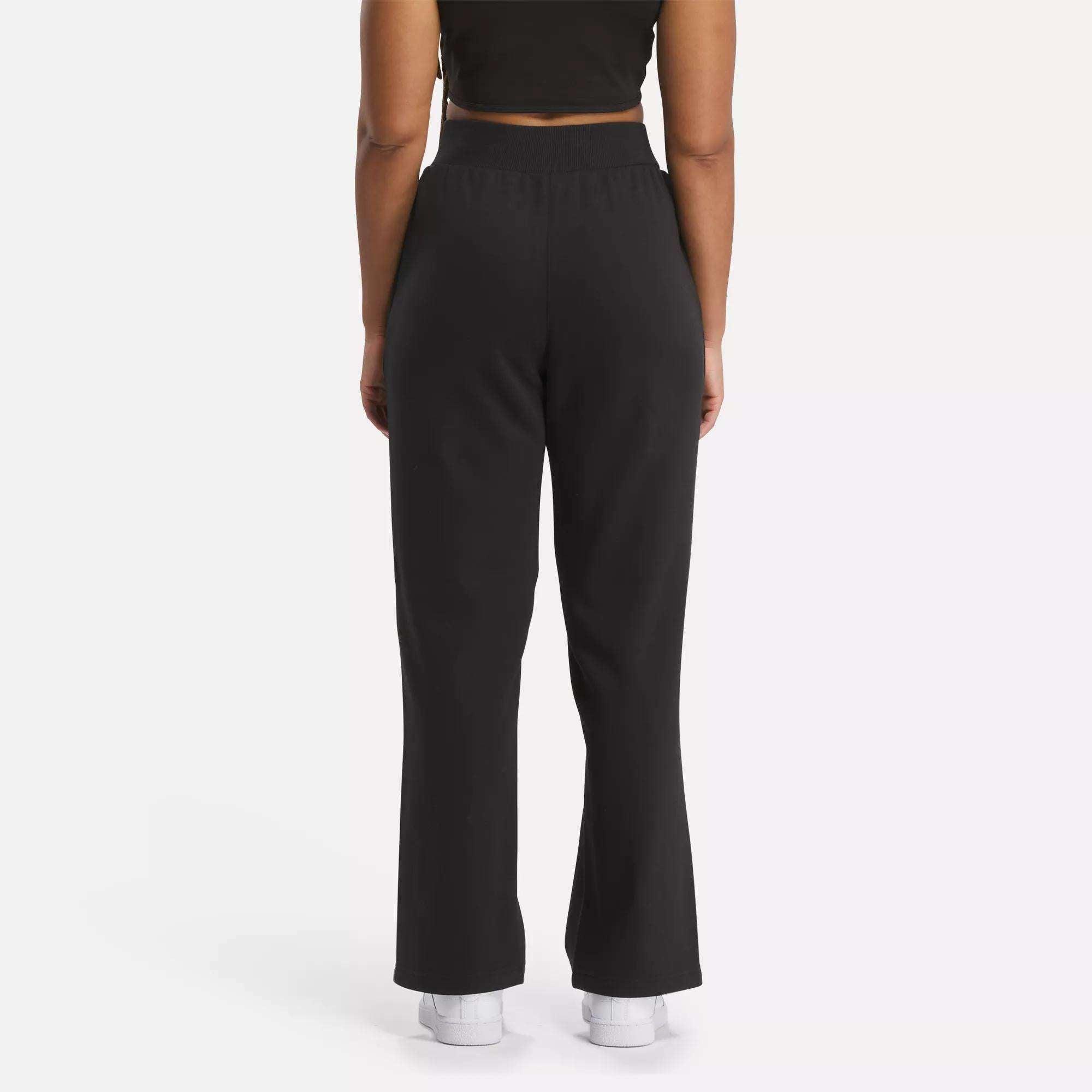 Women's Classics Wardrobe Essentials Fleece Pants Female Product Image