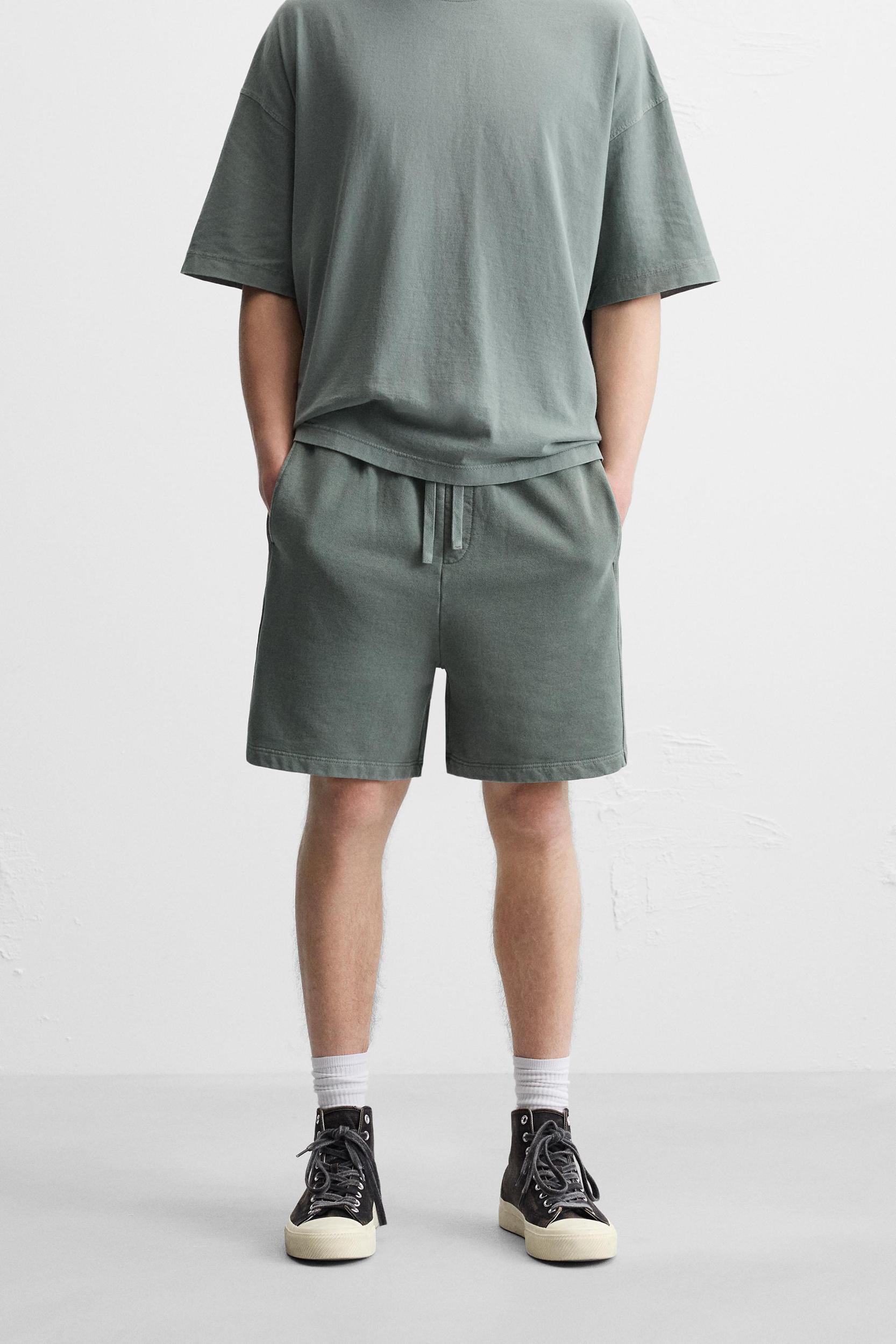 WASHED JOGGER SHORTS Product Image