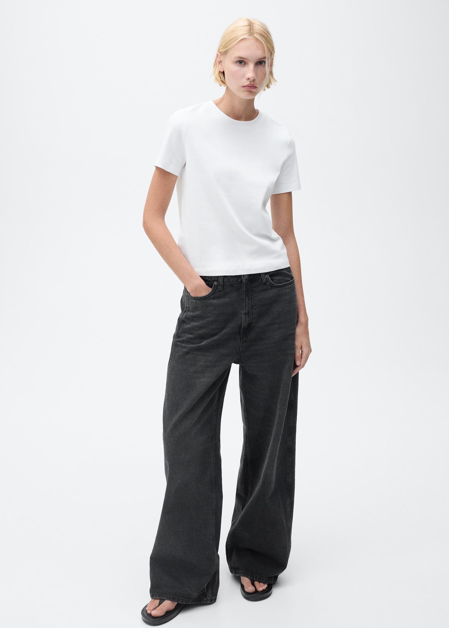 Short-sleeved cotton t-shirt - Women | MANGO USA Product Image