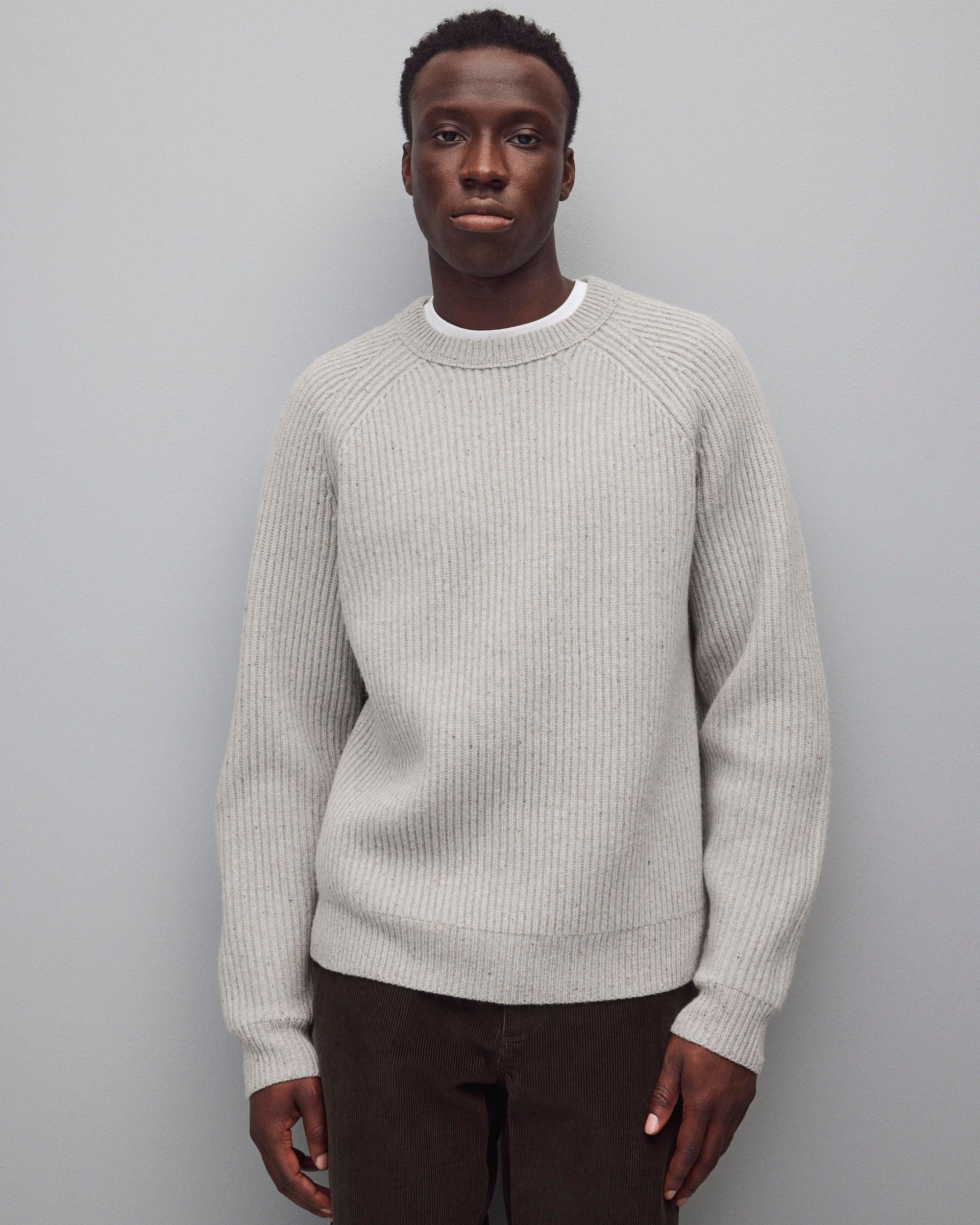 0851. Tech Essential™ Relaxed Long Sleeve - Faded Crimson Product Image