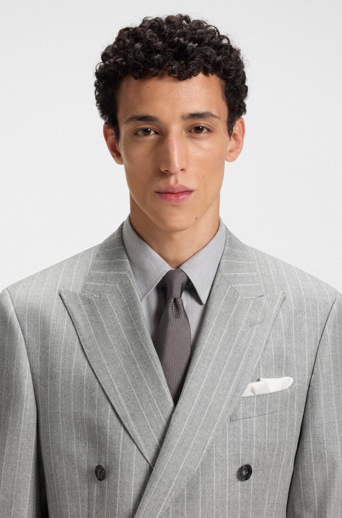 Slim-fit two-piece suit in pinstripe virgin wool Product Image