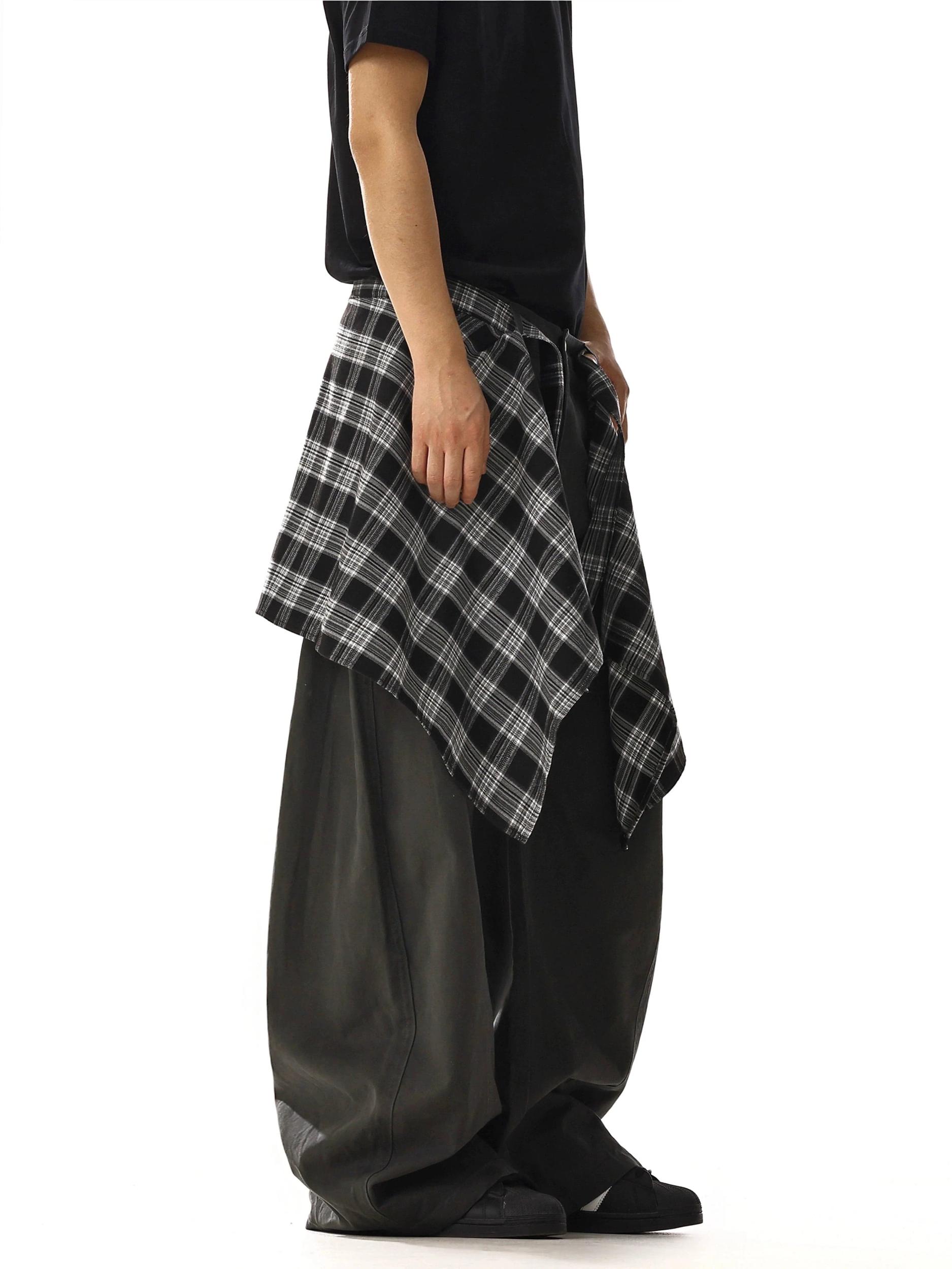 RT No. 18224 SCIMITAR STRAIGHT CARGO PANTS Product Image