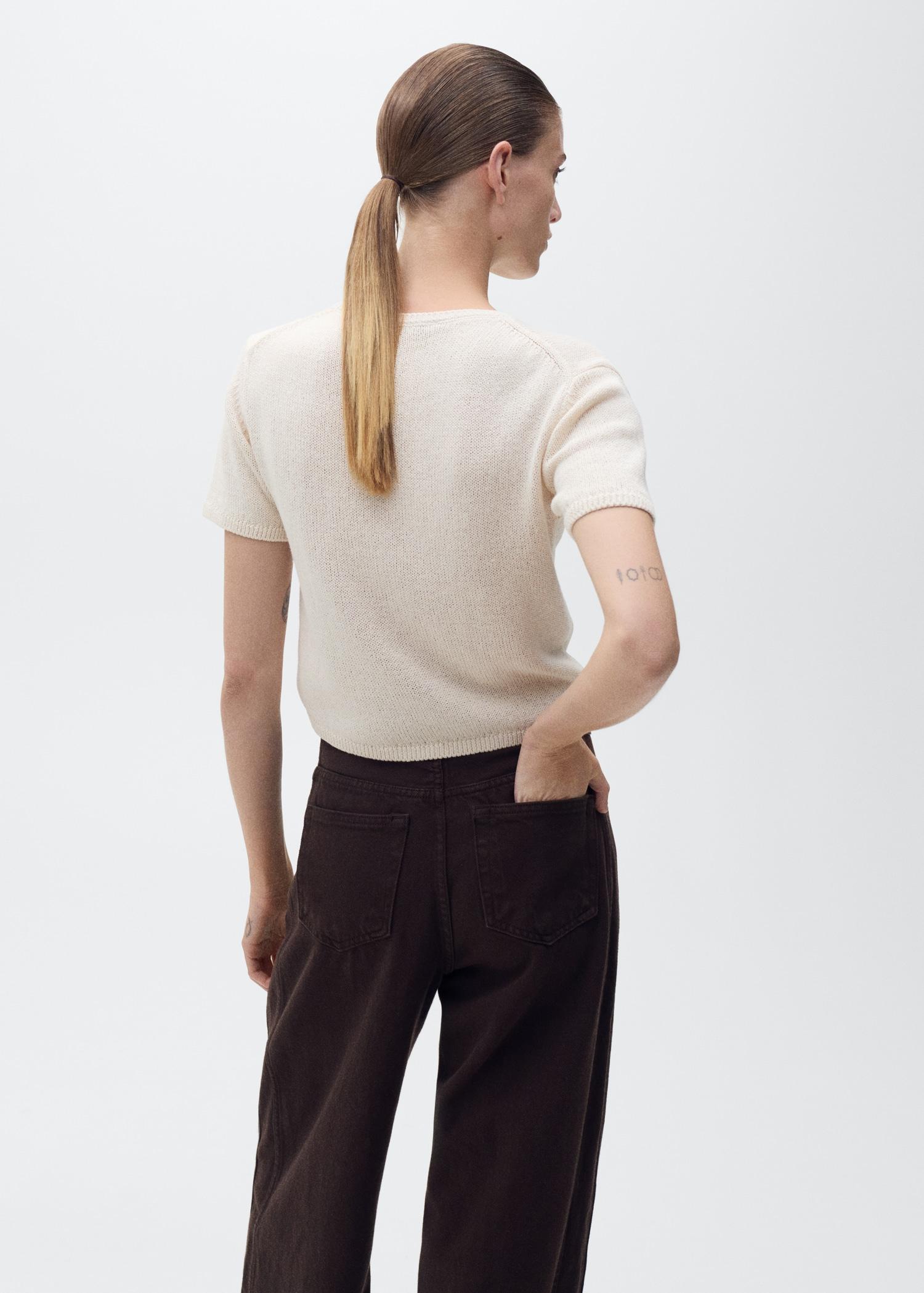 Short-sleeved knitted cotton sweater - Women | MANGO USA Product Image