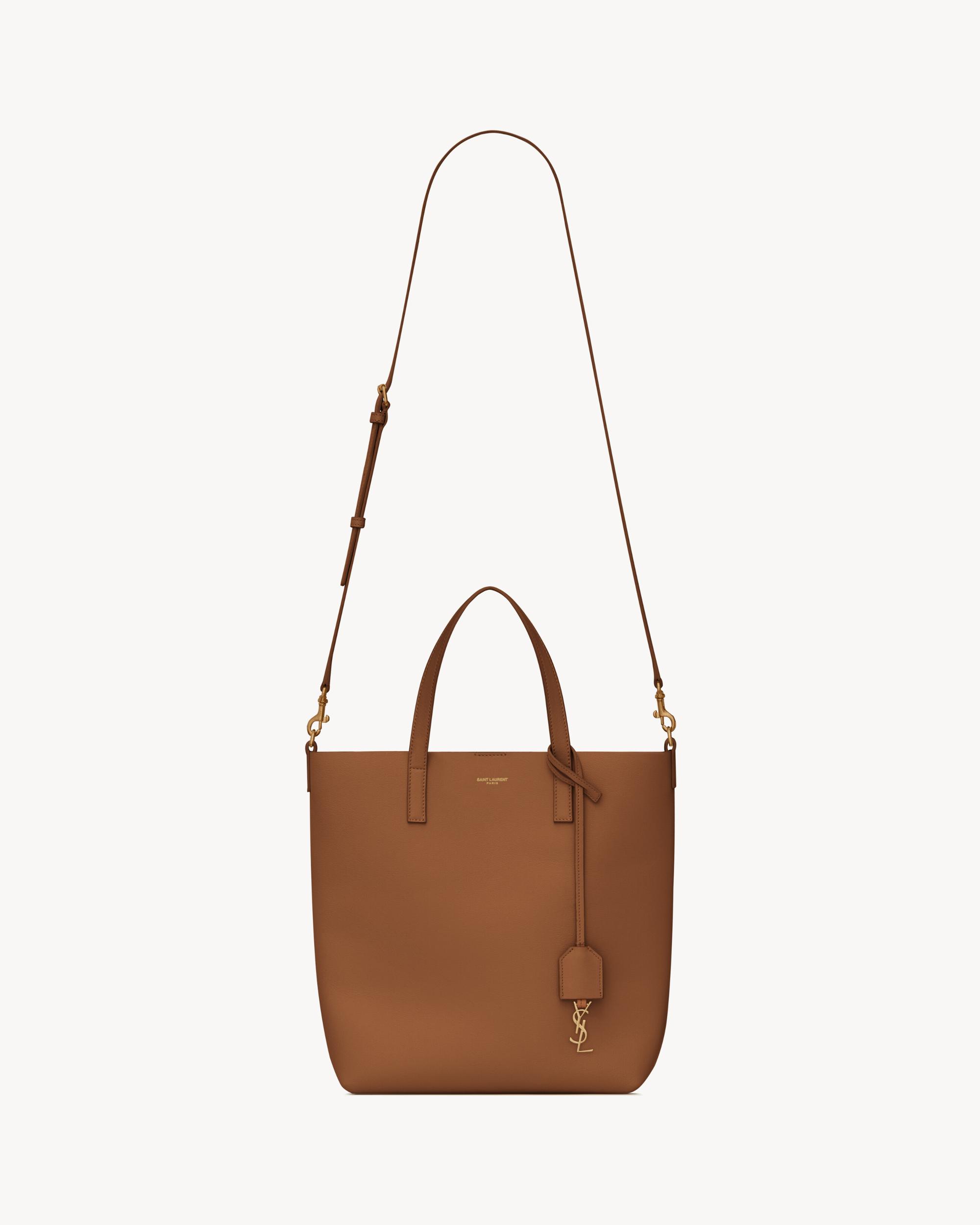 SHOPPING SAINT LAURENT TOY IN LEATHER Product Image