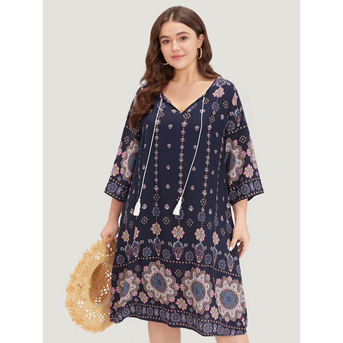 Plus Size Bandana Print Ties Pocket Tassels Detail Dress Scarlet Women Vacation Tassels V-neck Elbow-length sleeve Curvy Midi Dress BloomChic 28/5X Product Image