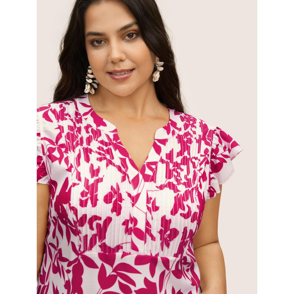Plus Size RedViolet Silhouette Floral Print Notched Collar Pleated Blouse Women Resort Cap Sleeve Notched collar Vacation Blouses BloomChic 30/6X Product Image