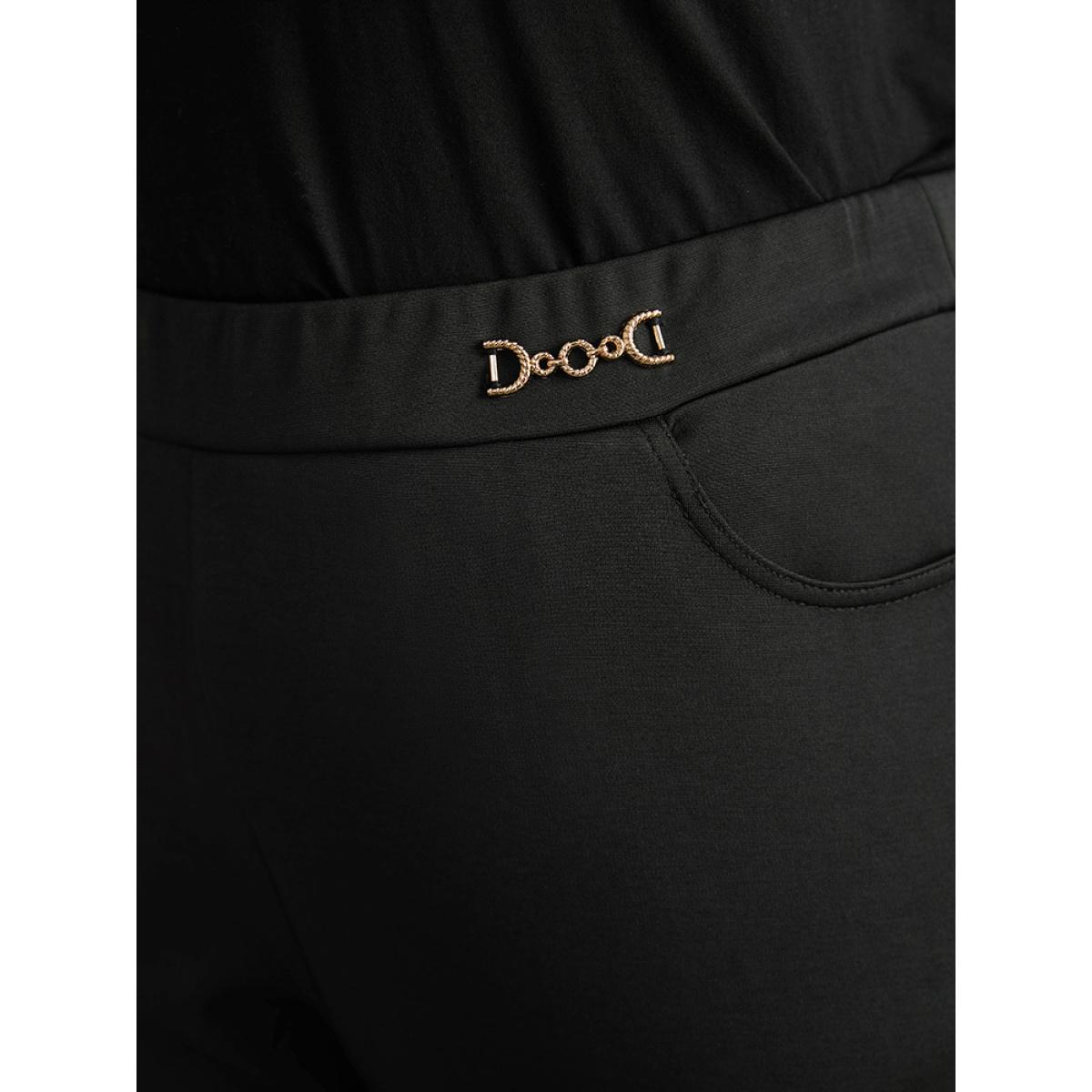 Plus Size Plain Buckle Detail Slant Pocket Pants Women Black Elegant Skinny High Rise Dailywear Pants BloomChic 18-20/2X Product Image