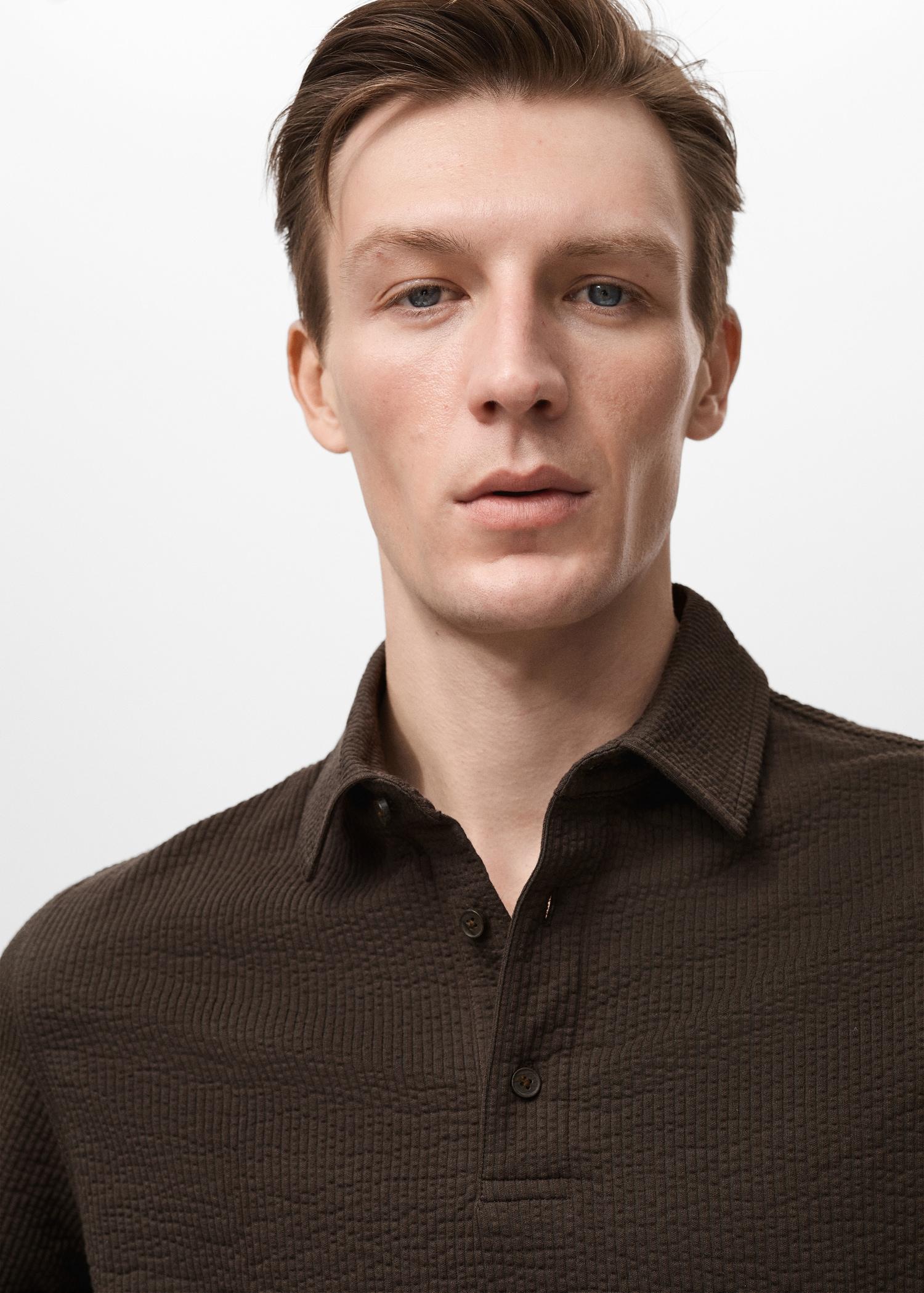 Seersucker cotton polo shirt - Men | MANGO USA Product Image