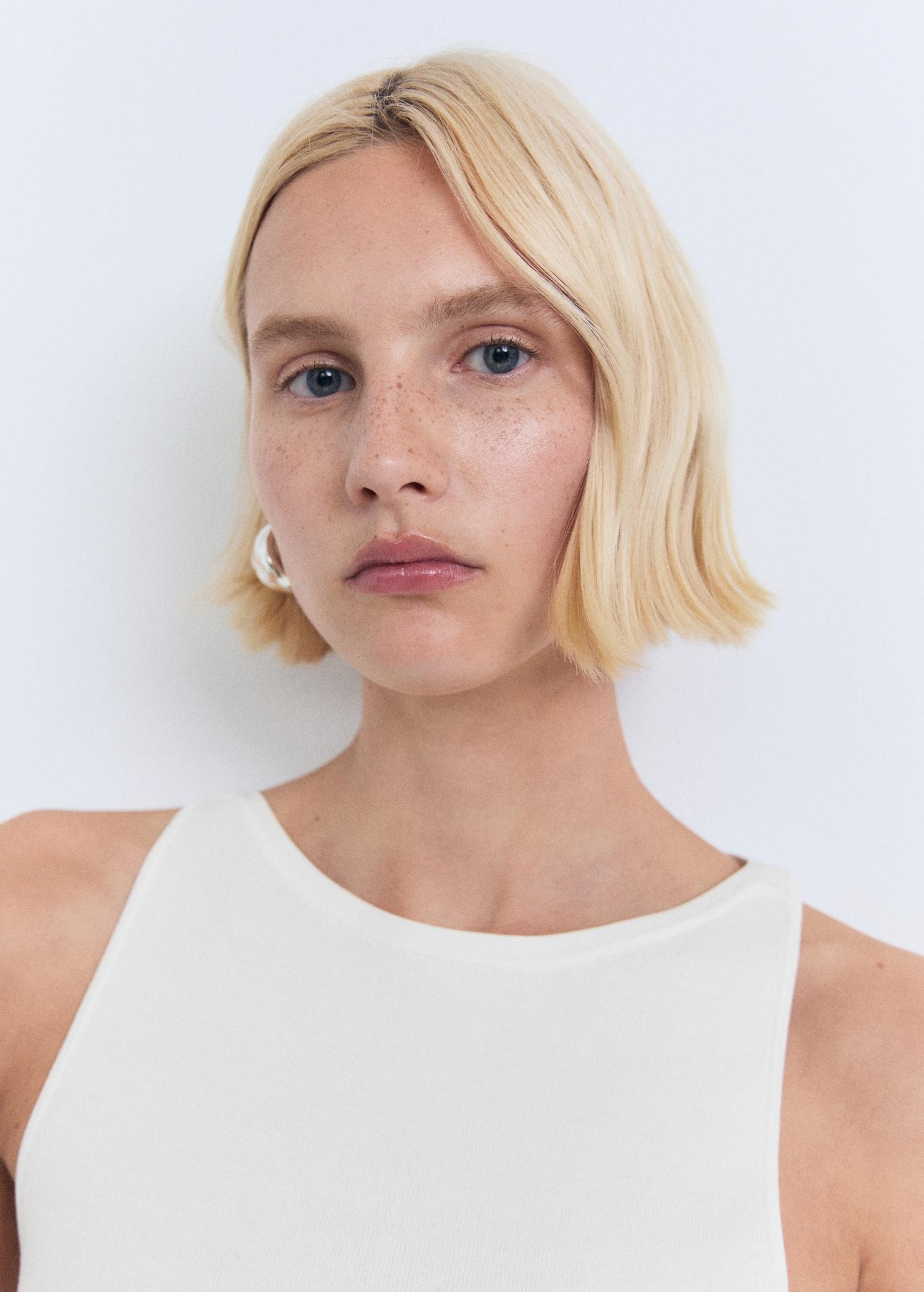 Fine-knit top - Women | MANGO USA Product Image