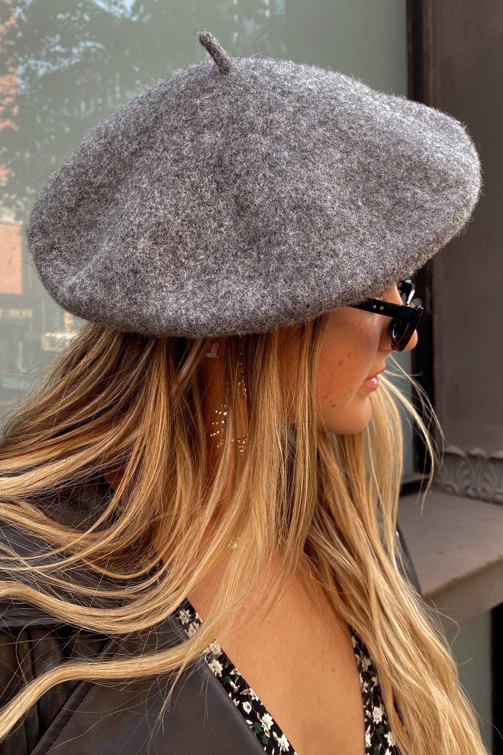 Emille Grey Beret Product Image
