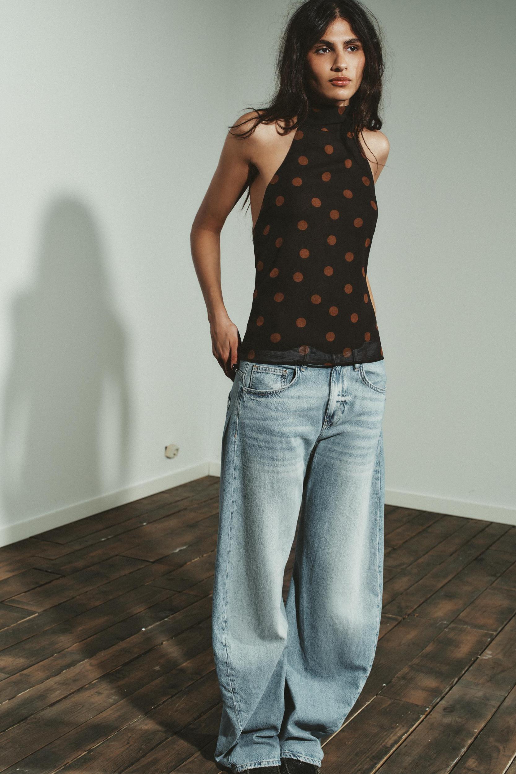 GEORGETTE HALTER TOP WITH DOTS Product Image