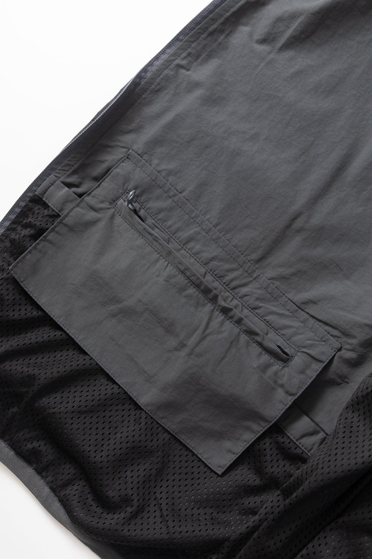 Blacksmith - Bait Vest - Anthracite Product Image