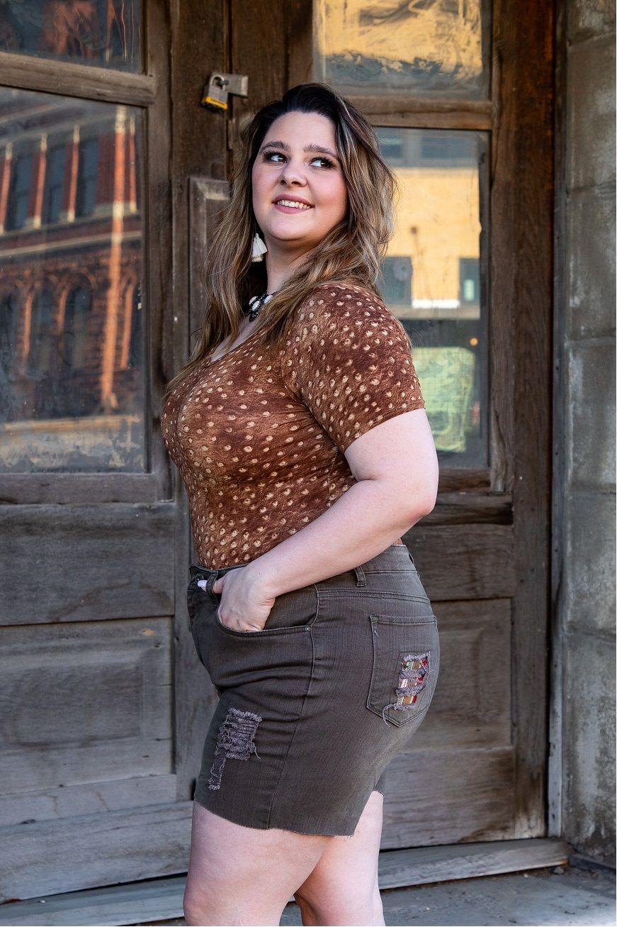 15415   Angela Olive Denim Shorts Product Image