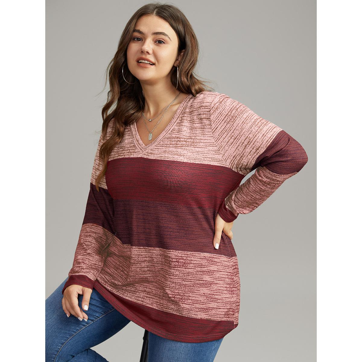 Plus Size Striped Colorblock Contrast V Neck T-shirt Red Women Casual Contrast Colorblock V-neck Everyday T-shirts BloomChic 26/4X Product Image