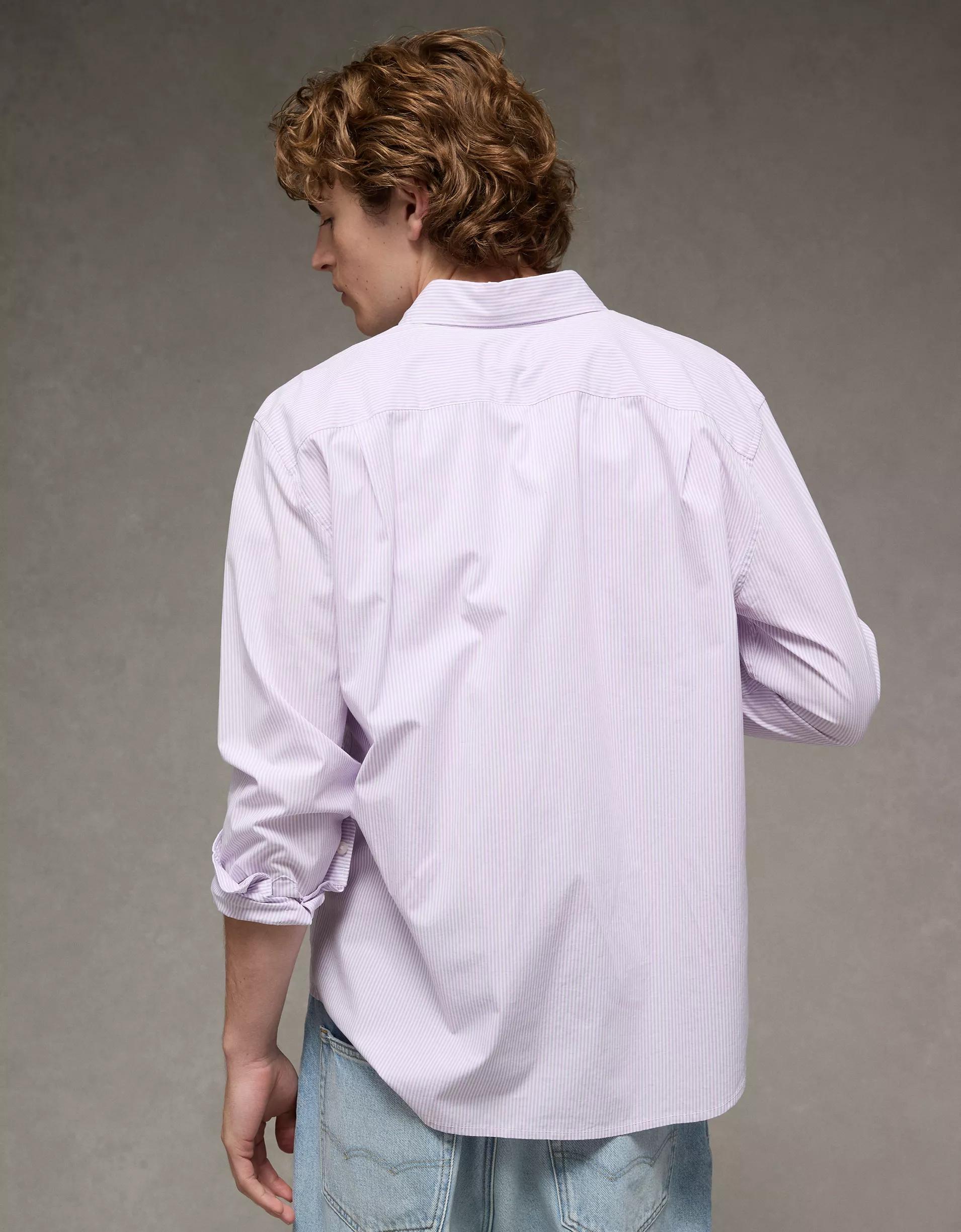 AE Everyday Relaxed Fit Poplin Button-Up Shirt Product Image