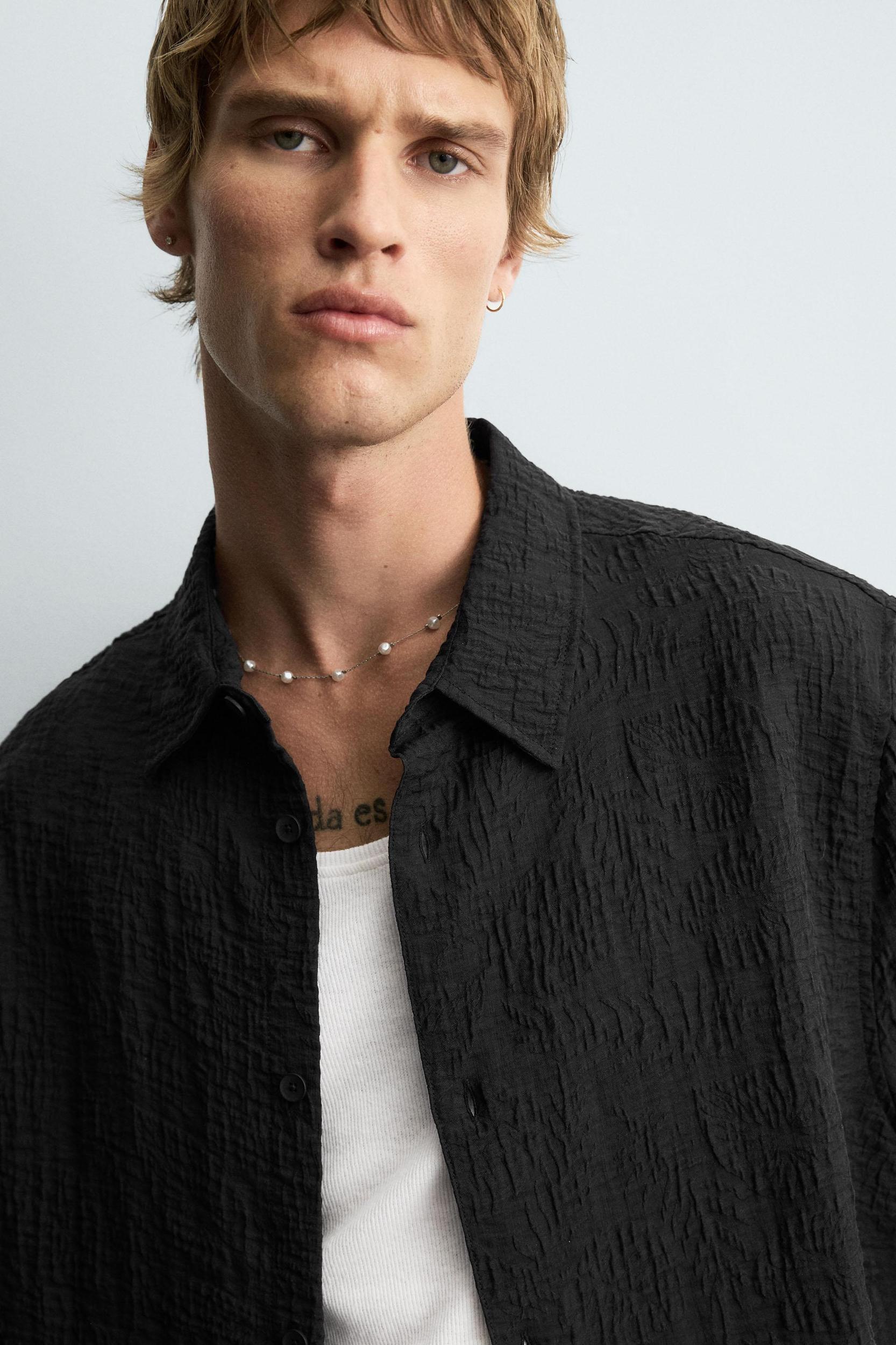 FLOWY TEXTURED SHIRT Product Image