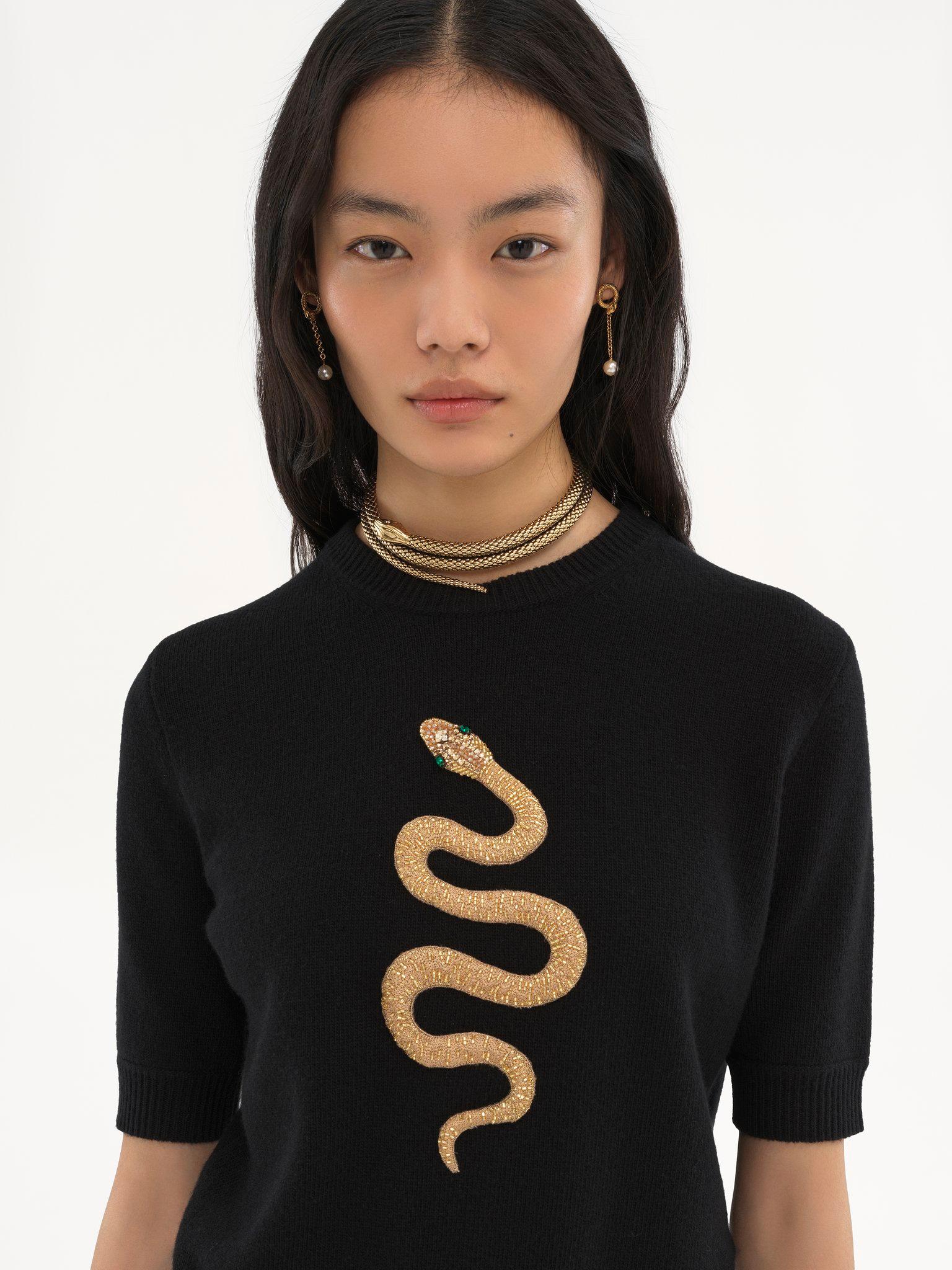Embroidered short-sleeve sweater in wool & cashmere knit Product Image