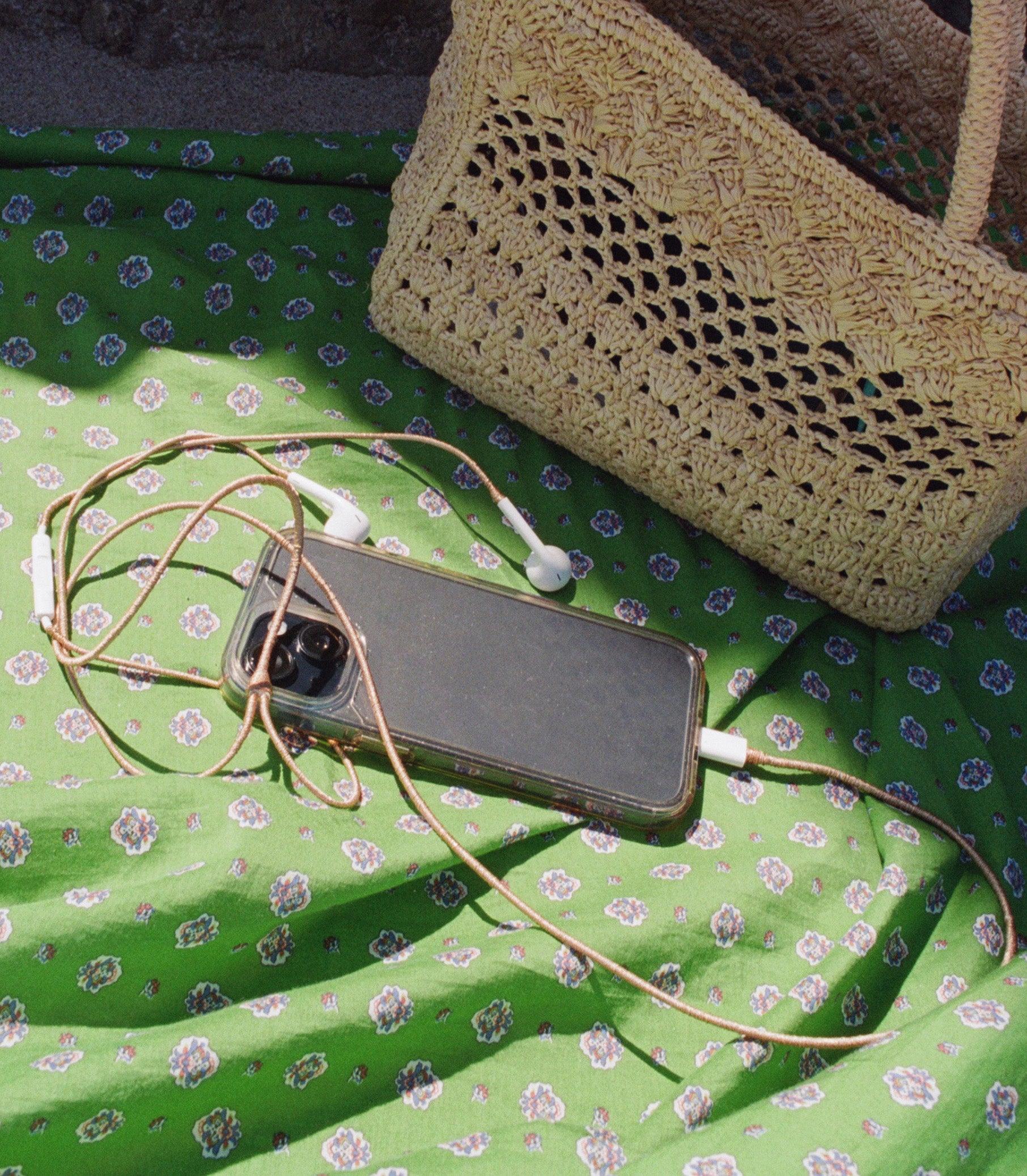 LE POM POM & DÔEN HEADPHONES -- BRONZE Product Image