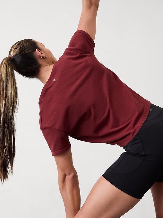 In Motion Seamless Relaxed Tee Product Image