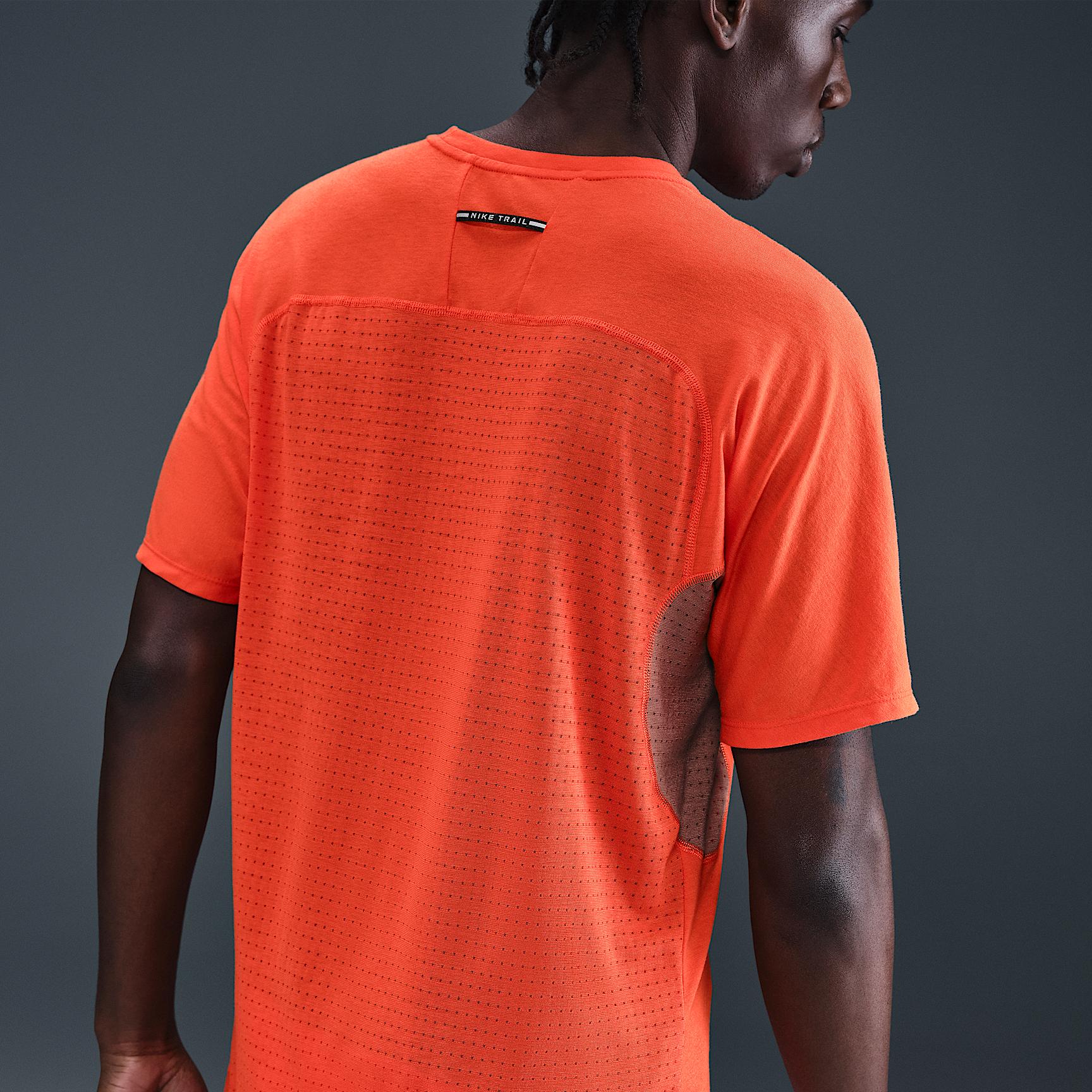 Nike Mens Solar Chase Dri-FIT ADV Short-Sleeve Running Top | HJ3580-633 Product Image