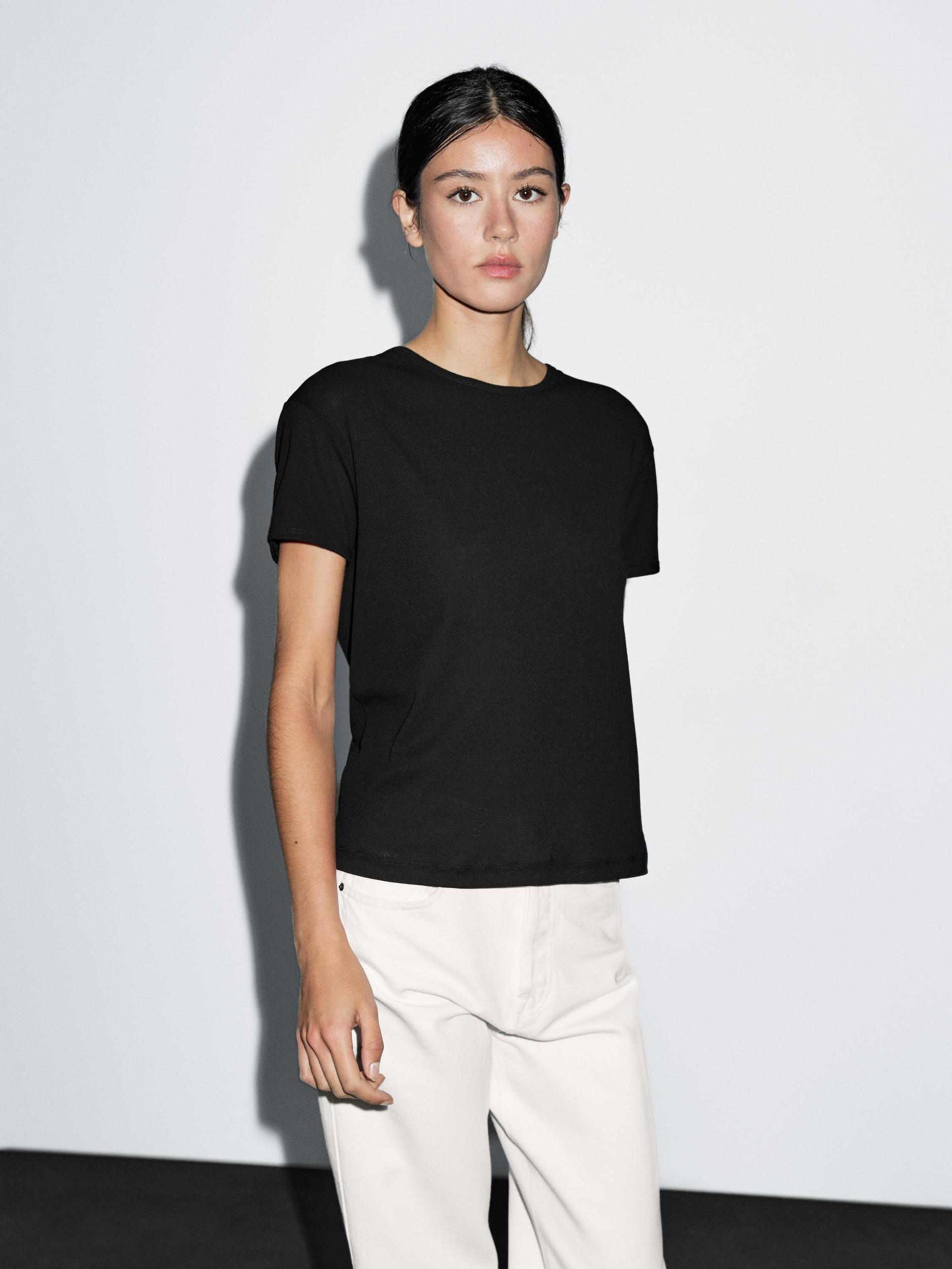 100% cotton short-sleeve T-shirt Product Image