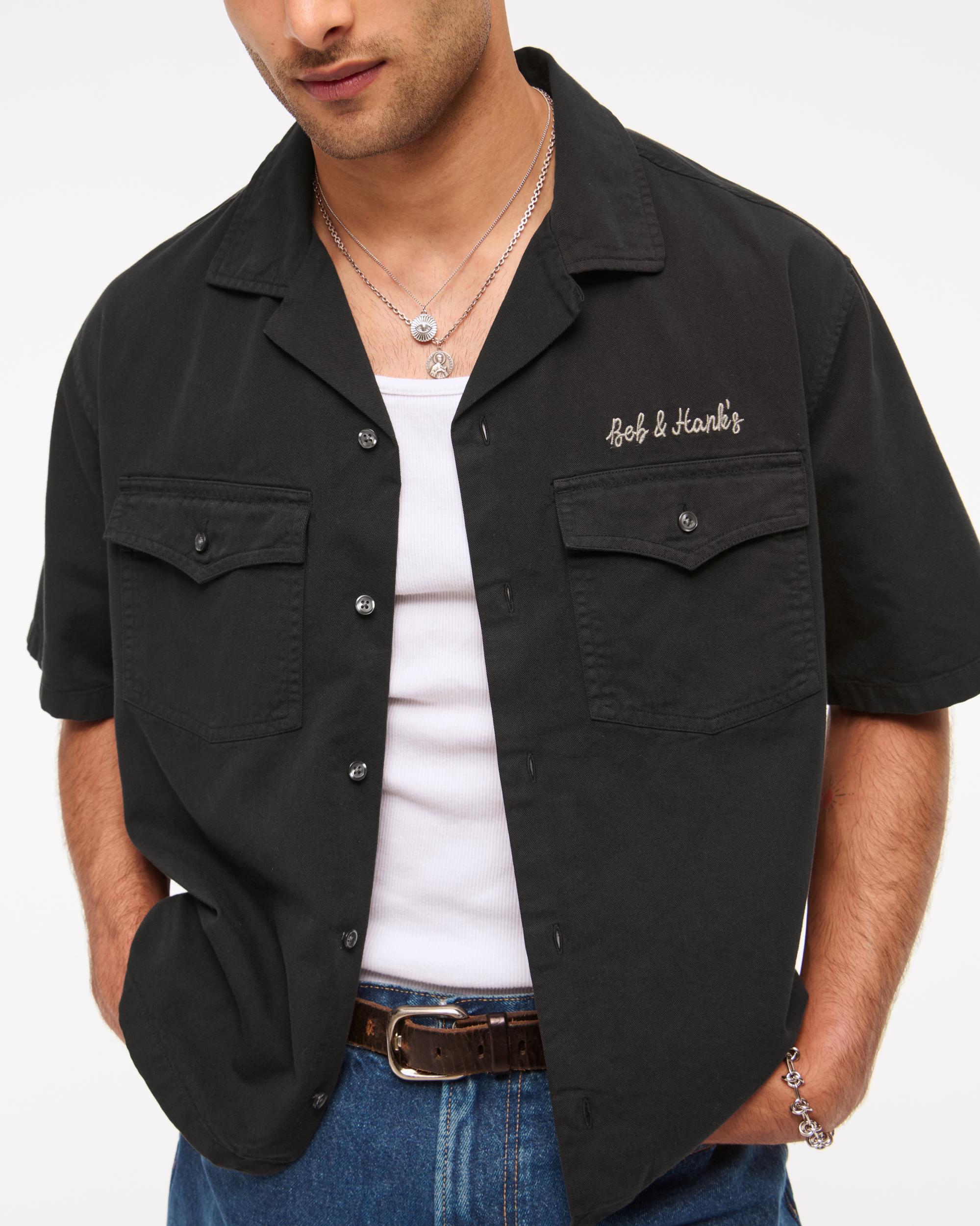 Short-Sleeve Cropped Western Graphic Button-Up Shirt Product Image