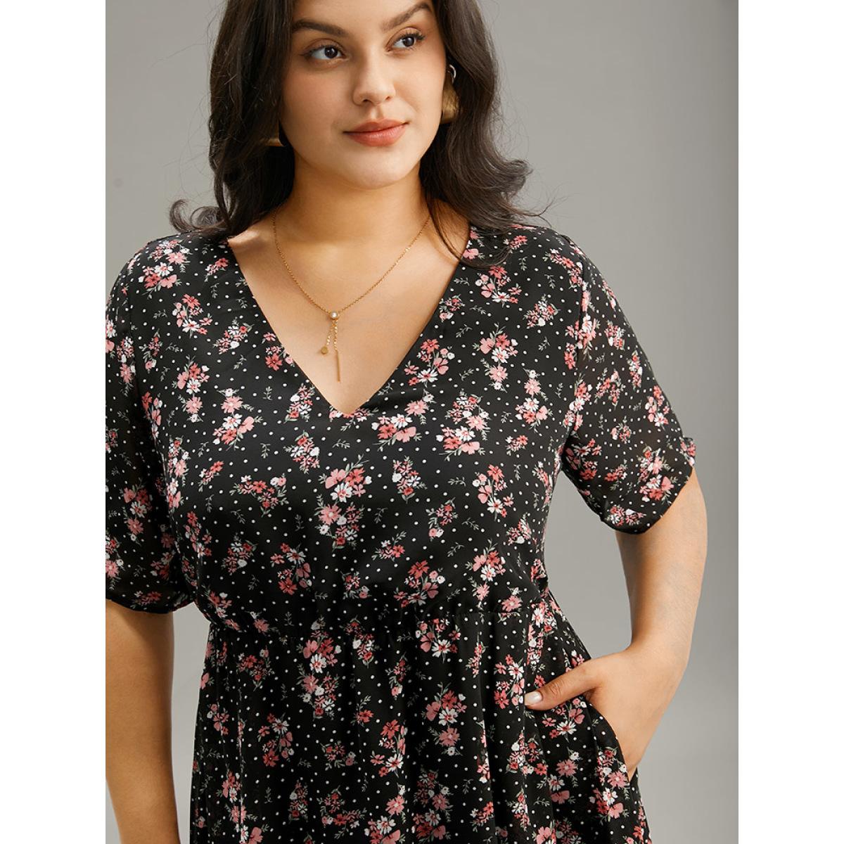 Plus Size Polka Dot & Floral Print Pocket V Neck Dress Black Women Elegant Lined V-neck Short sleeve Curvy Midi Dress BloomChic 28/5X Product Image