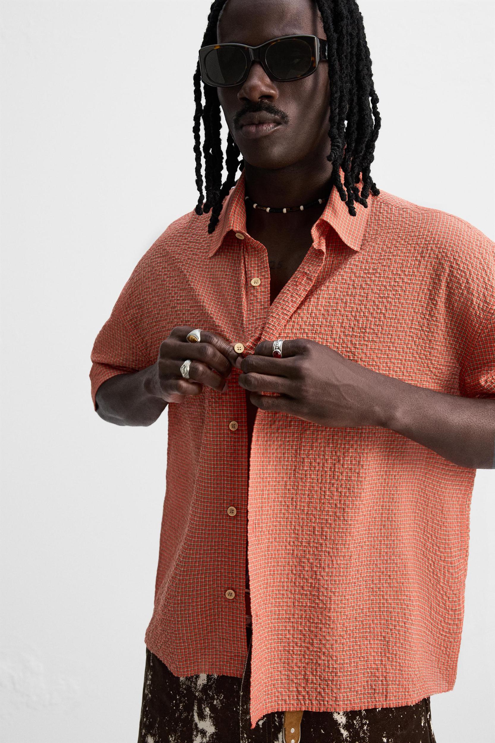 SEERSUCKER PLAID SHIRT Product Image