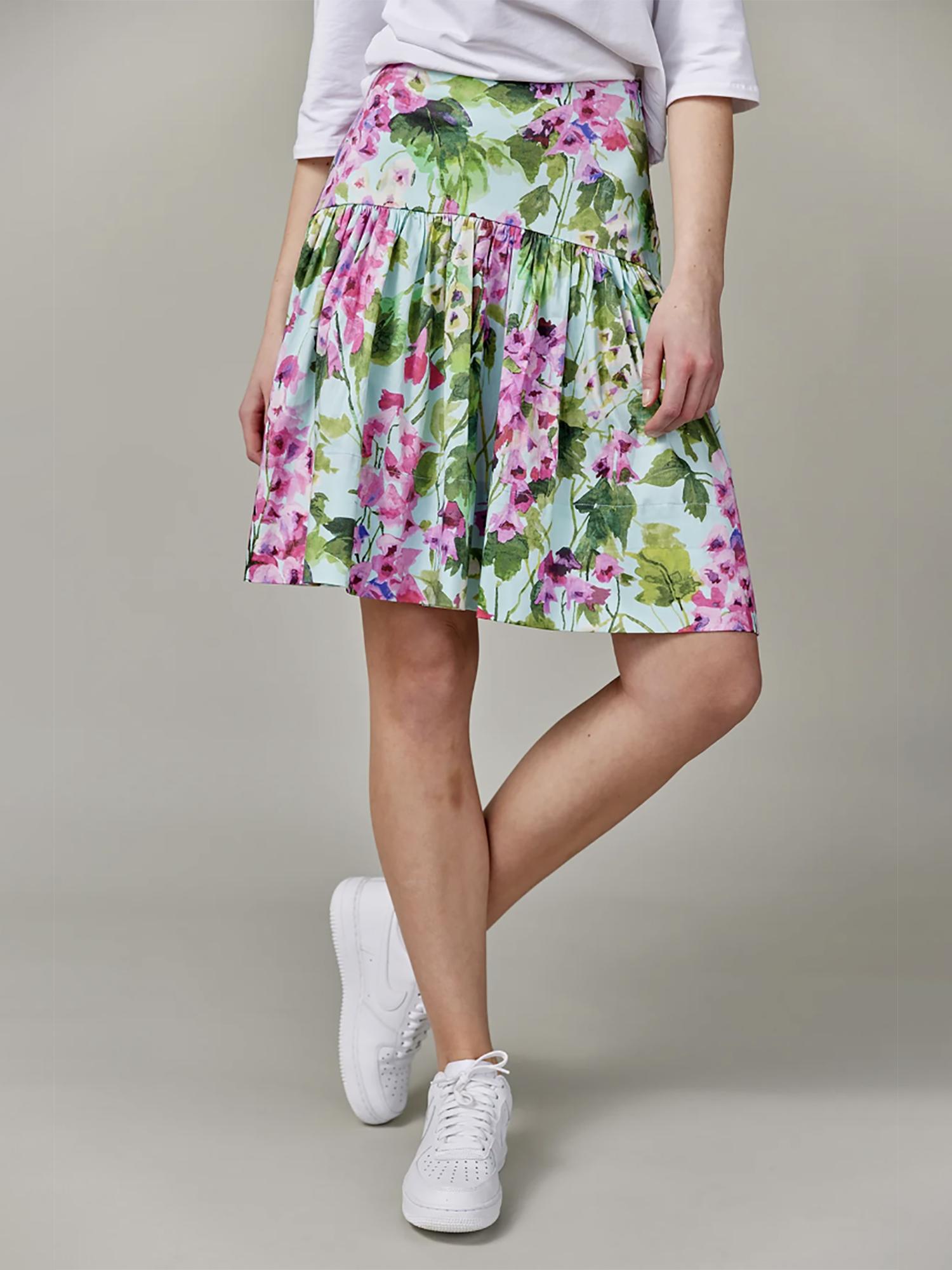 APPARALEL PRINT SKIRT Product Image