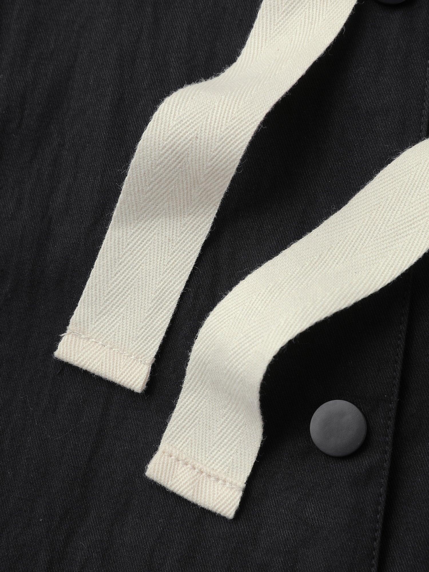 Contrast Pockets Button-Front Coat Female Product Image